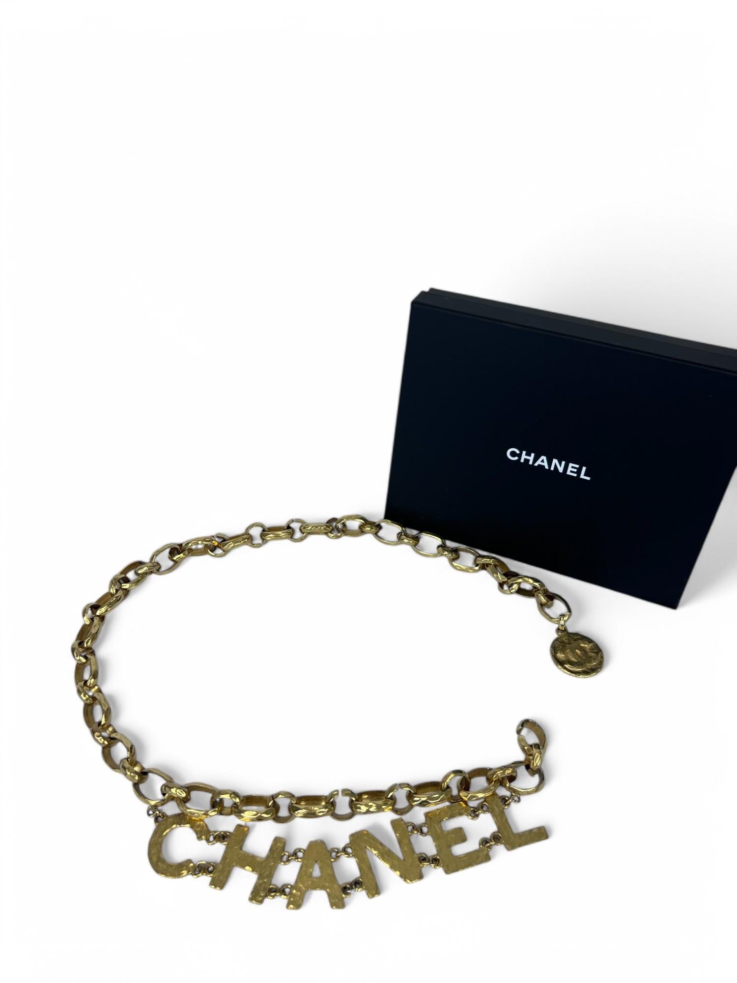 Chanel 1993 Hammered Logo Chain Belt/Necklace For Sale 4