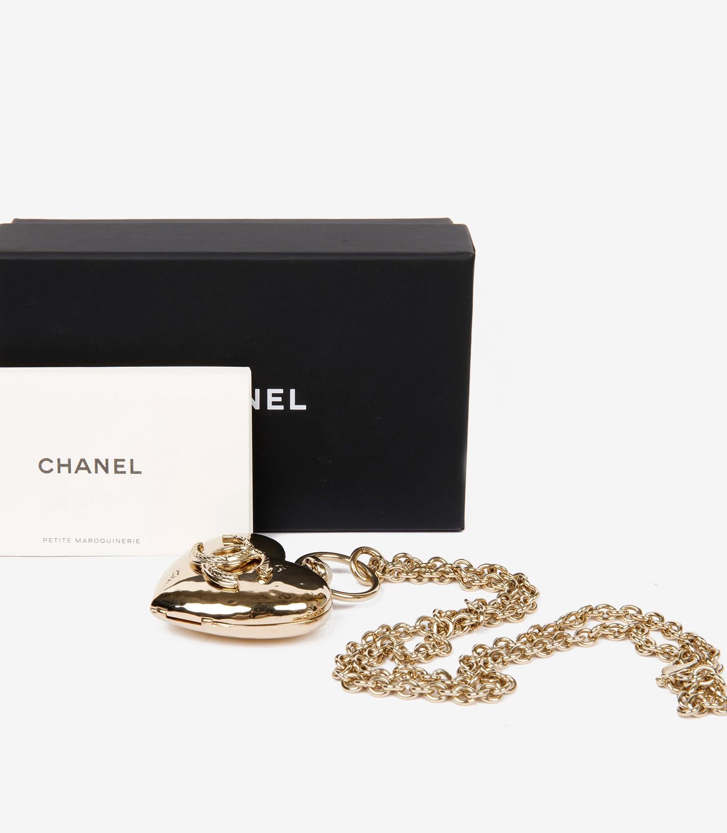 Chanel Hammered Oversized CC Heart Locket 7
