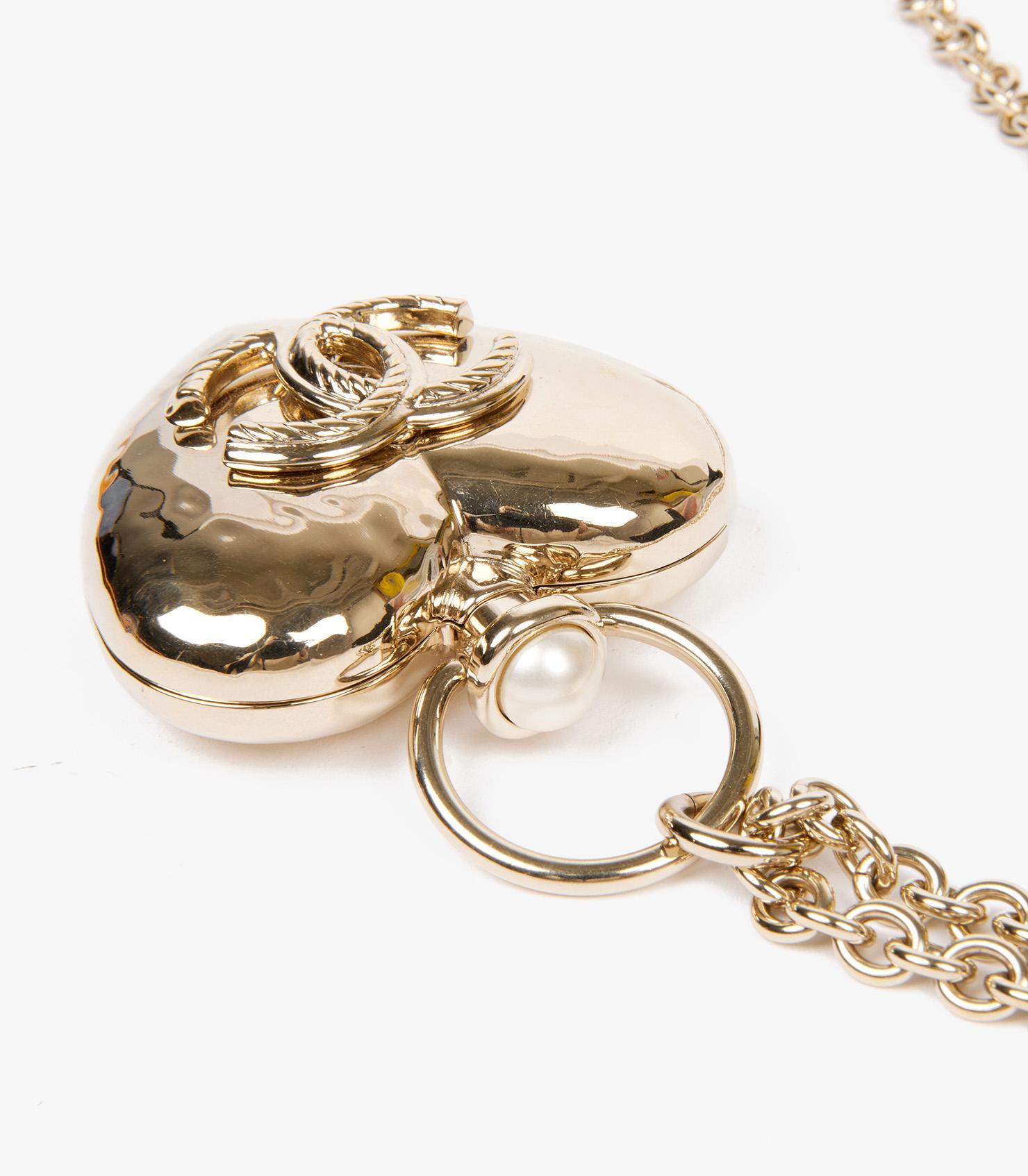Chanel Hammered Oversized CC Heart Locket 5