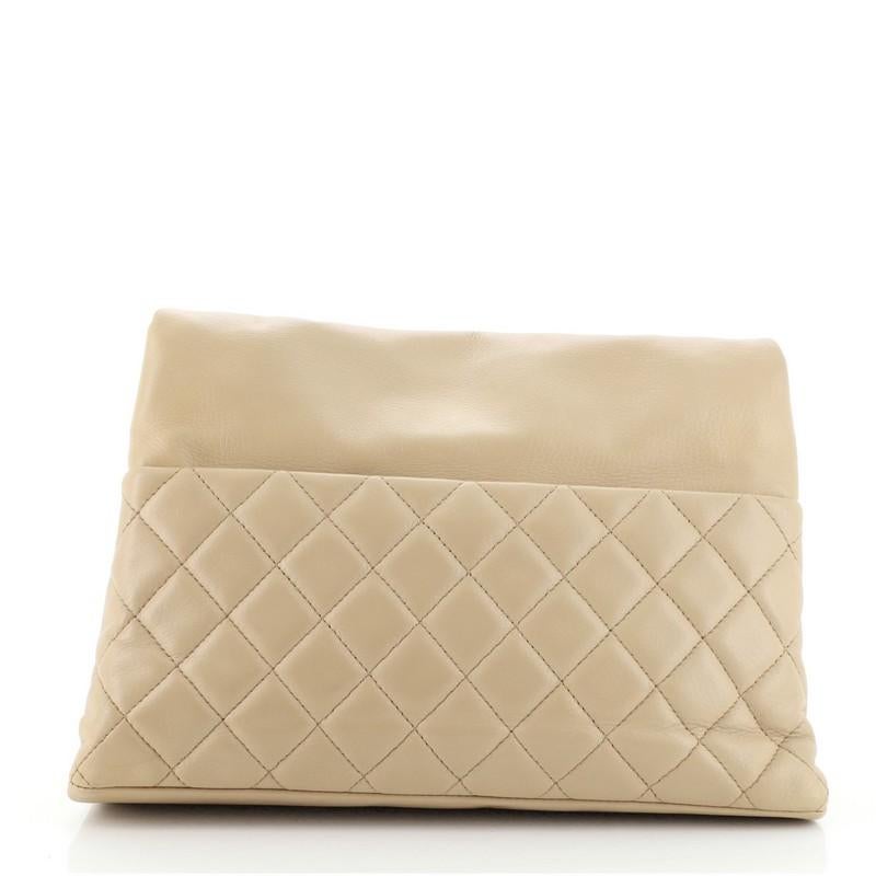 chanel hampton flap bag