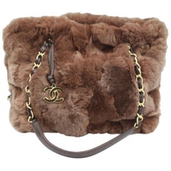 Chanel handbag in brown rabbit fur.