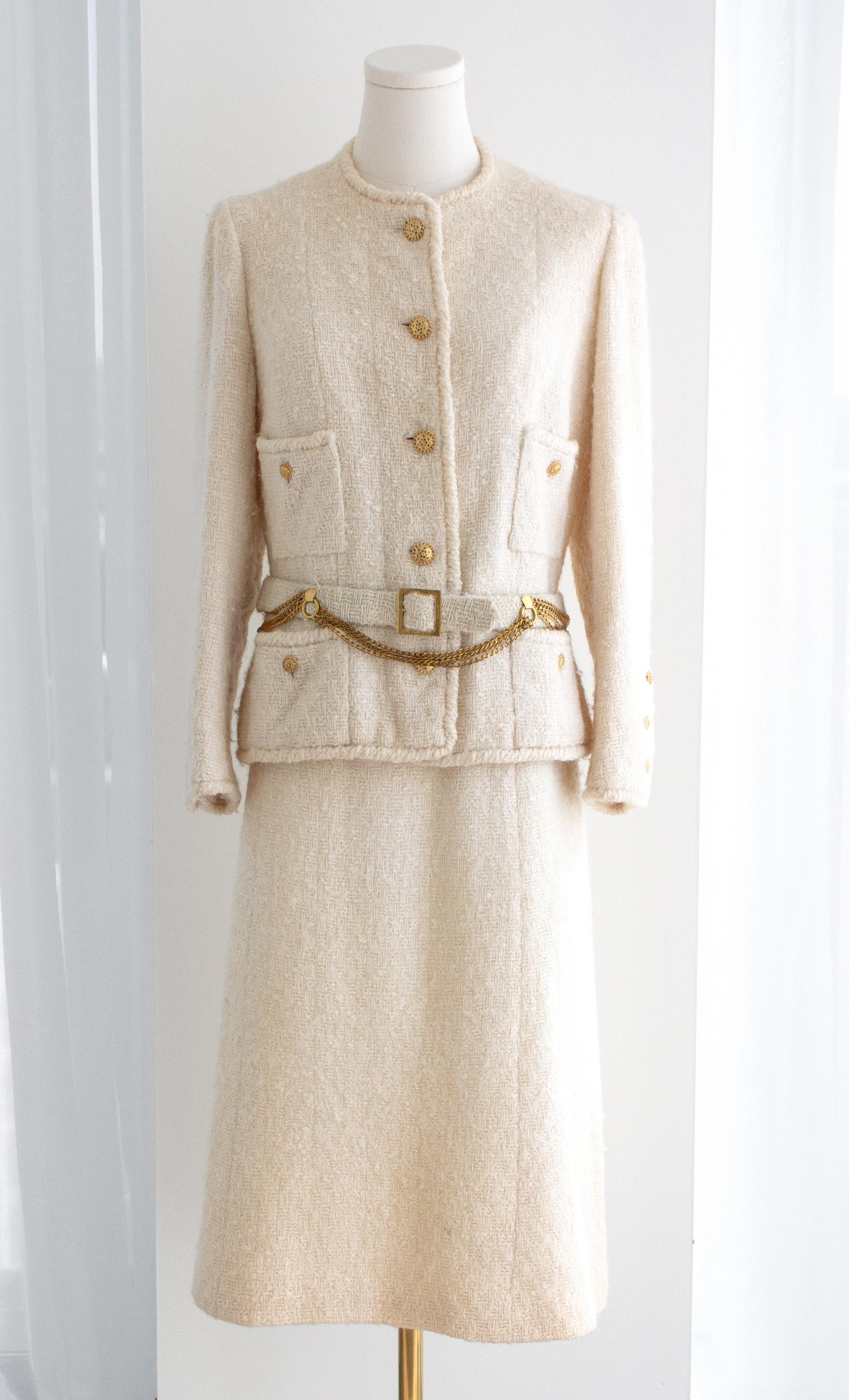 Chanel Haute Couture 1983 Karl Ecru White Gold Belted Tweed Jacket Skirt Suit For Sale 2