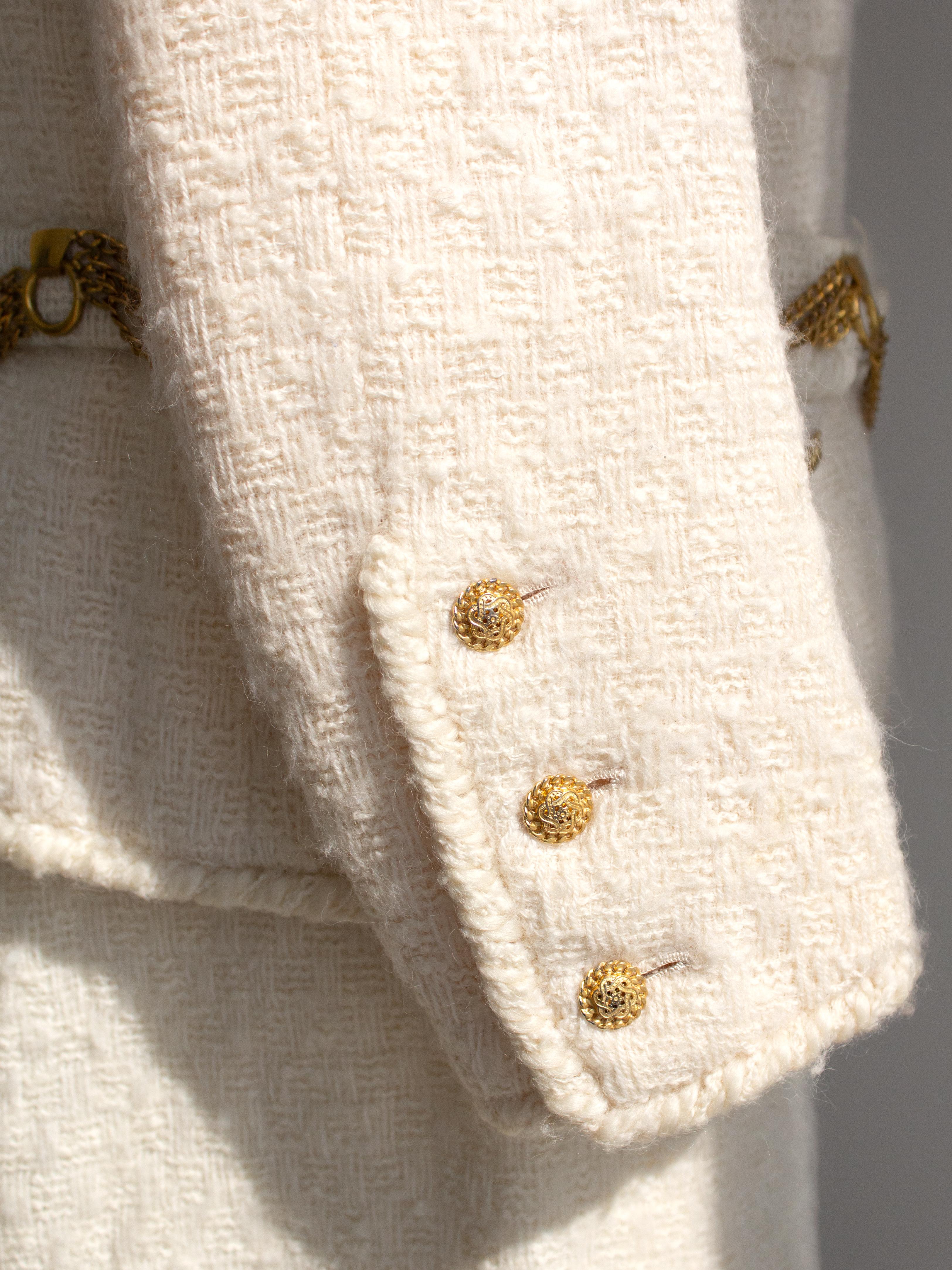 Chanel Haute Couture 1983 Karl Ecru White Gold Belted Tweed Jacket Skirt Suit For Sale 4