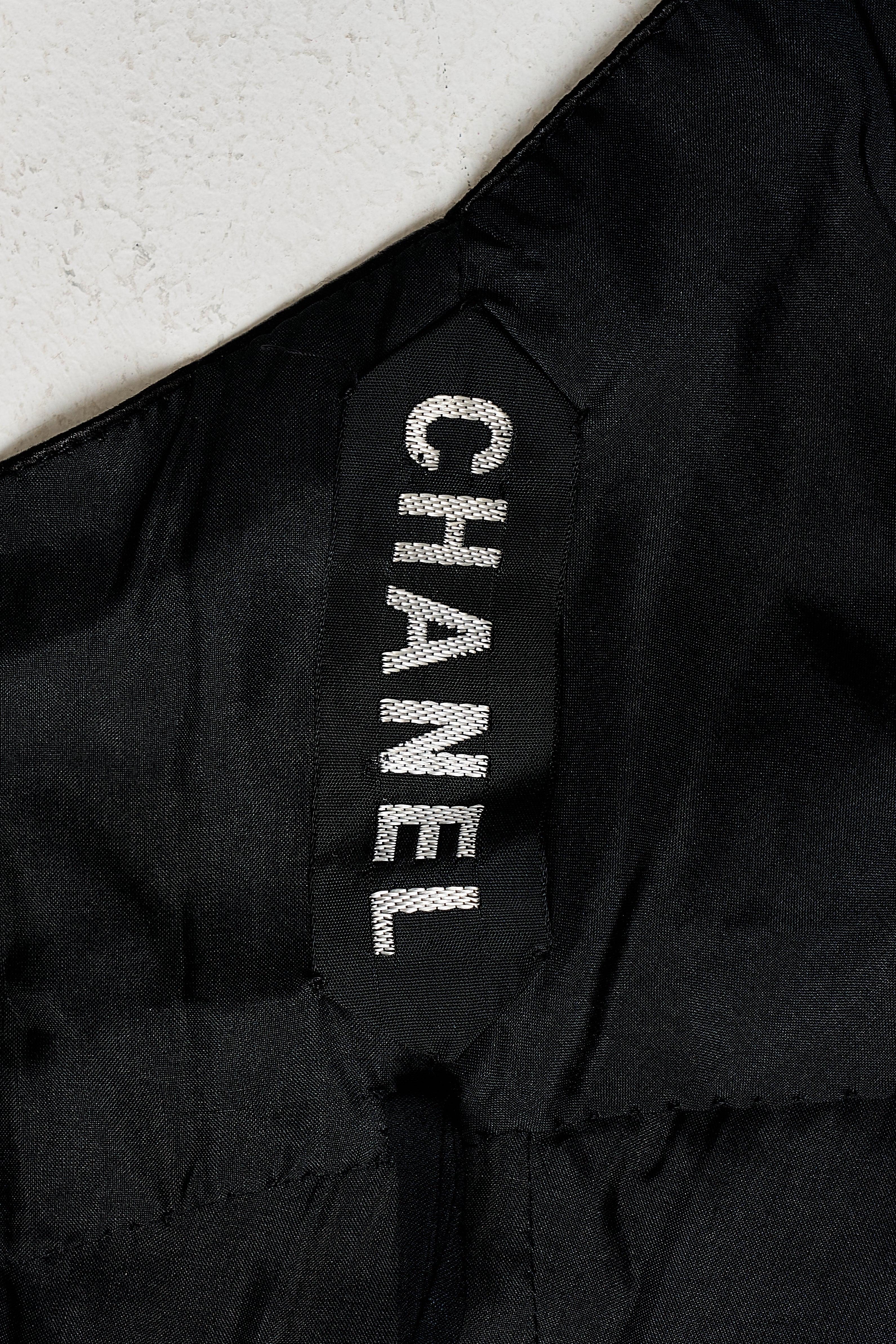 Chanel Haute Couture 1992 Kleid im Zustand „Hervorragend“ im Angebot in Hong Kong, HK