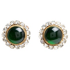 Chanel Haute Couture Boucles Oreilles 1990s Gripoix Green Glass Clip on earrings