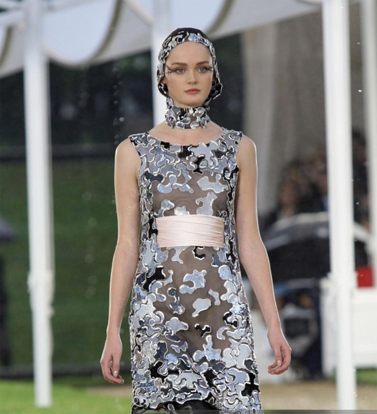 CHANEL HAUTE COUTURE By KARL LAGERFELD F/W 2007 Runway Dress
