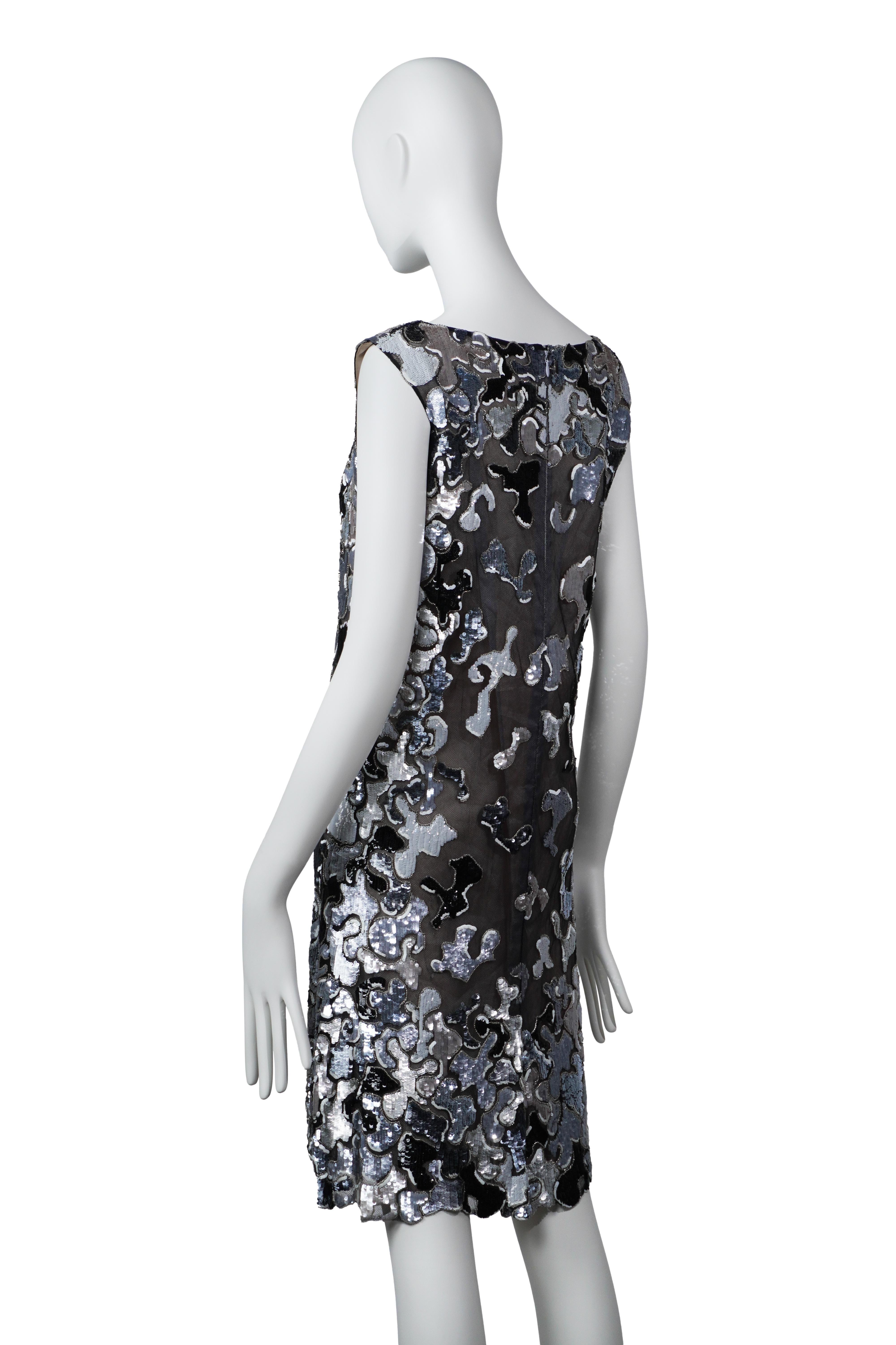 CHANEL HAUTE COUTURE by KARL LAGERFELD F/W 2007 Laufstegkleid im Angebot 3