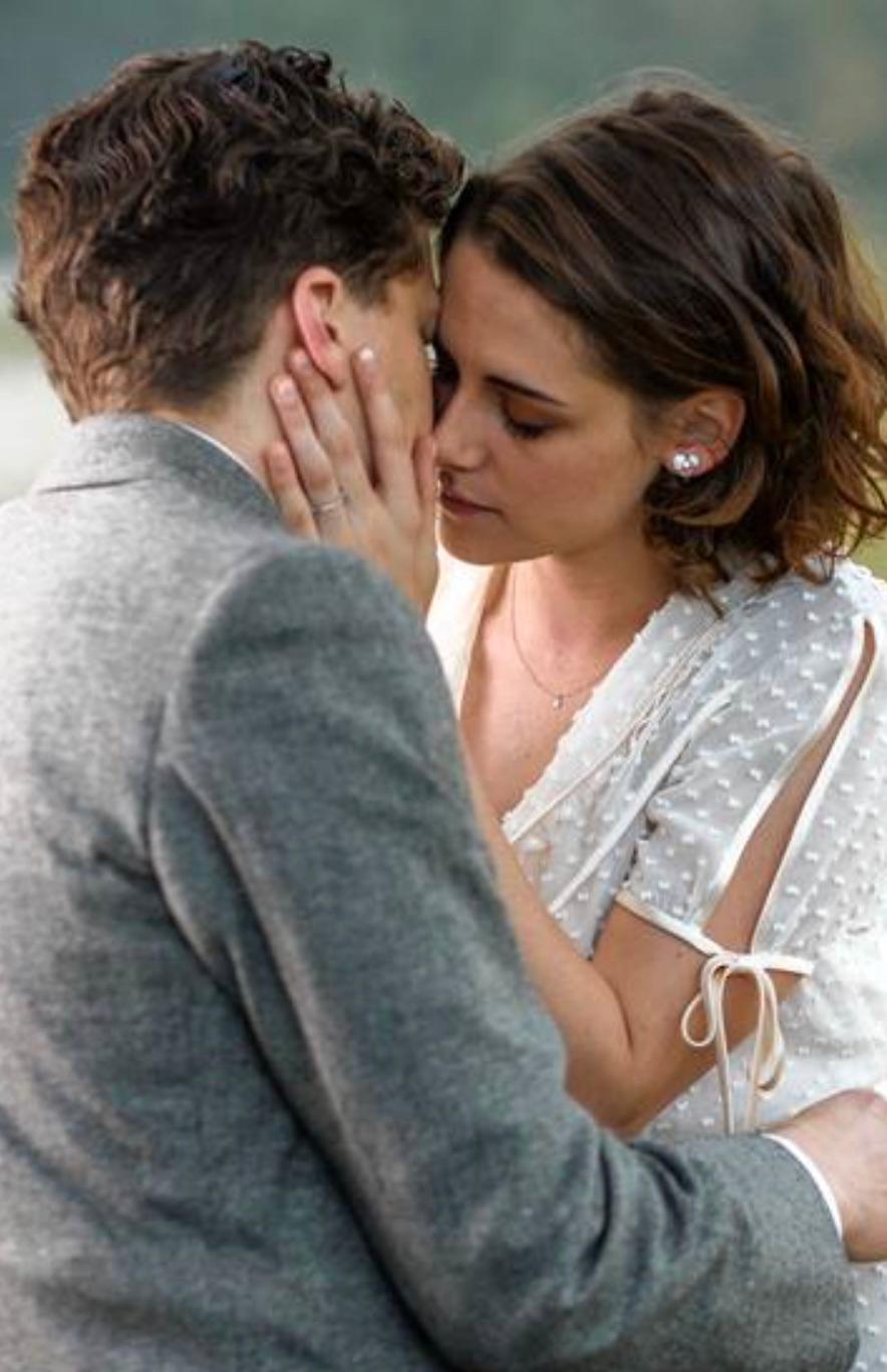 Chanel Haute Couture Cafe Society Screen Worn Kristen Stewart Off-White Dress 1