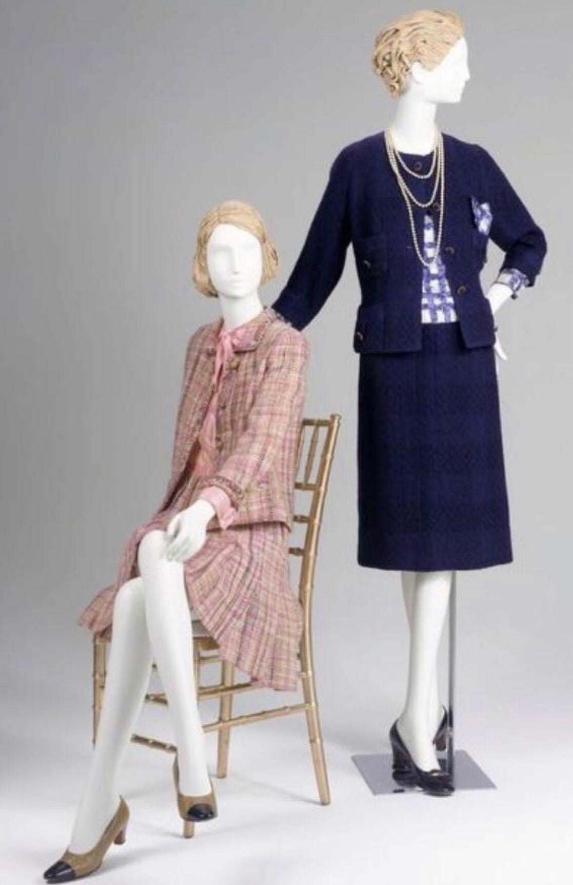 CHANEL Haute Couture Gentian Blue and Black Bouclé Jacket & Skirt Suit, A/W 1971 4