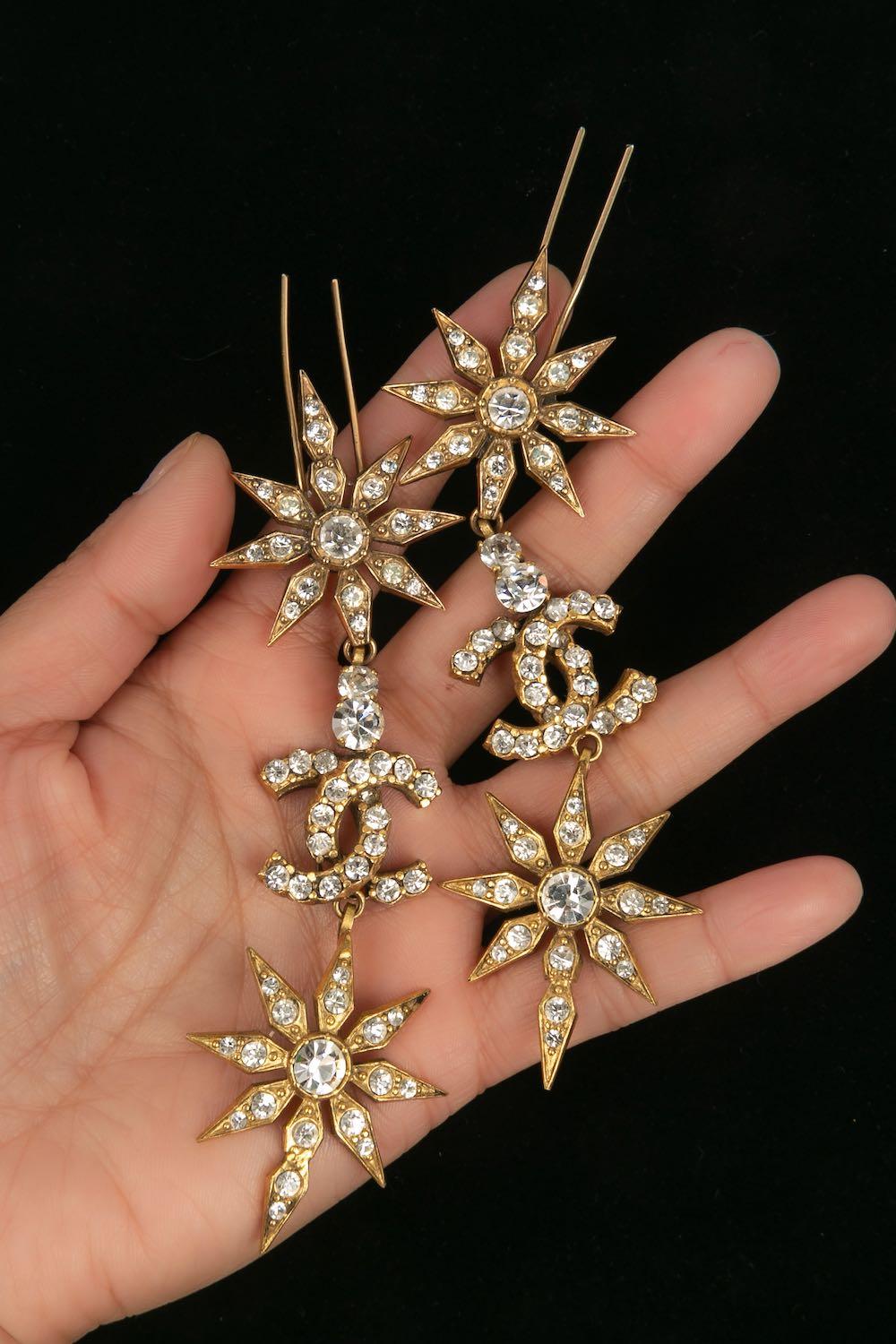 Bijoux de tête Chanel Haute Couture en métal doré et strass Swarovski en vente 2