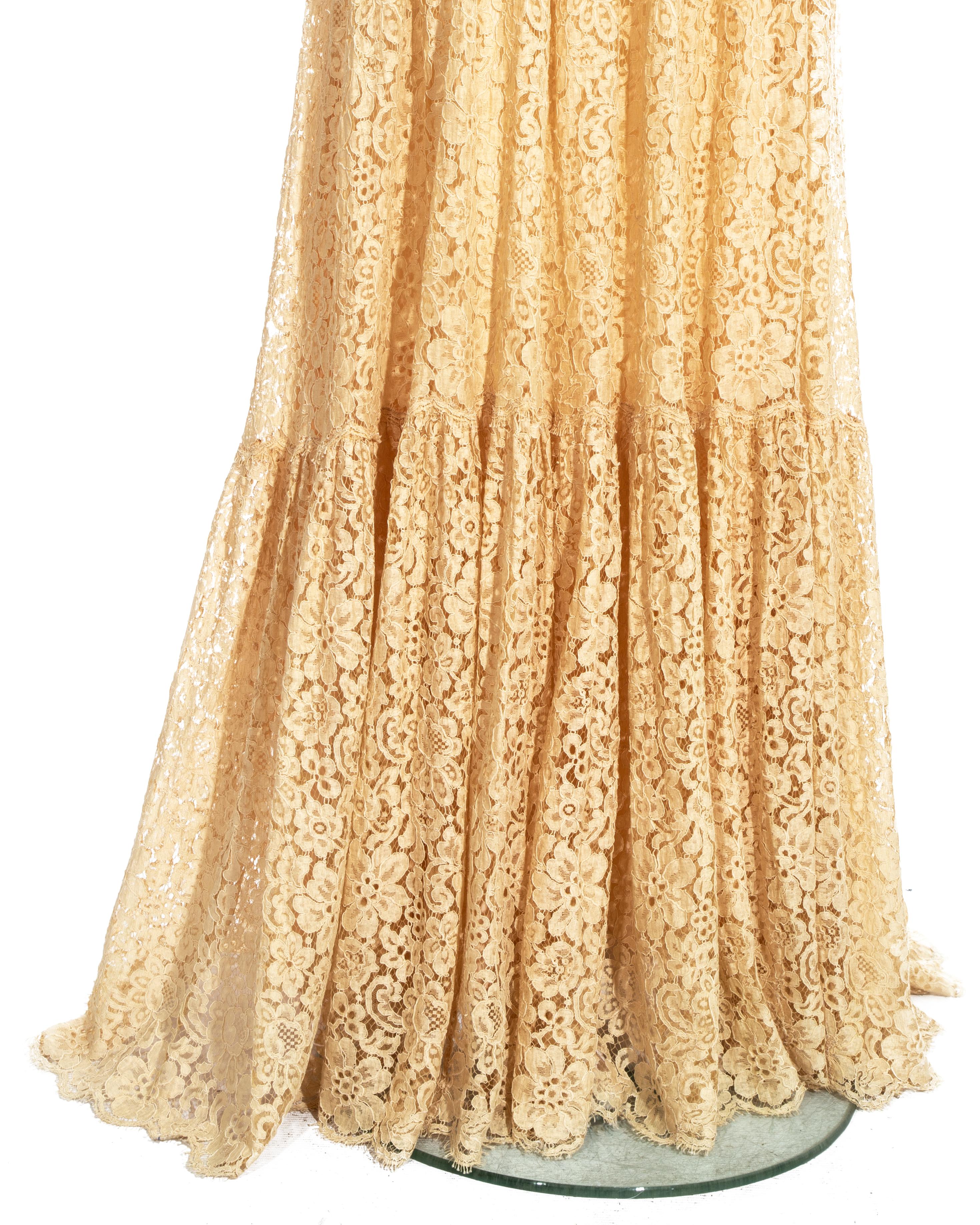 Beige Chanel Haute Couture ivory lace wedding dress, c. 1960s For Sale