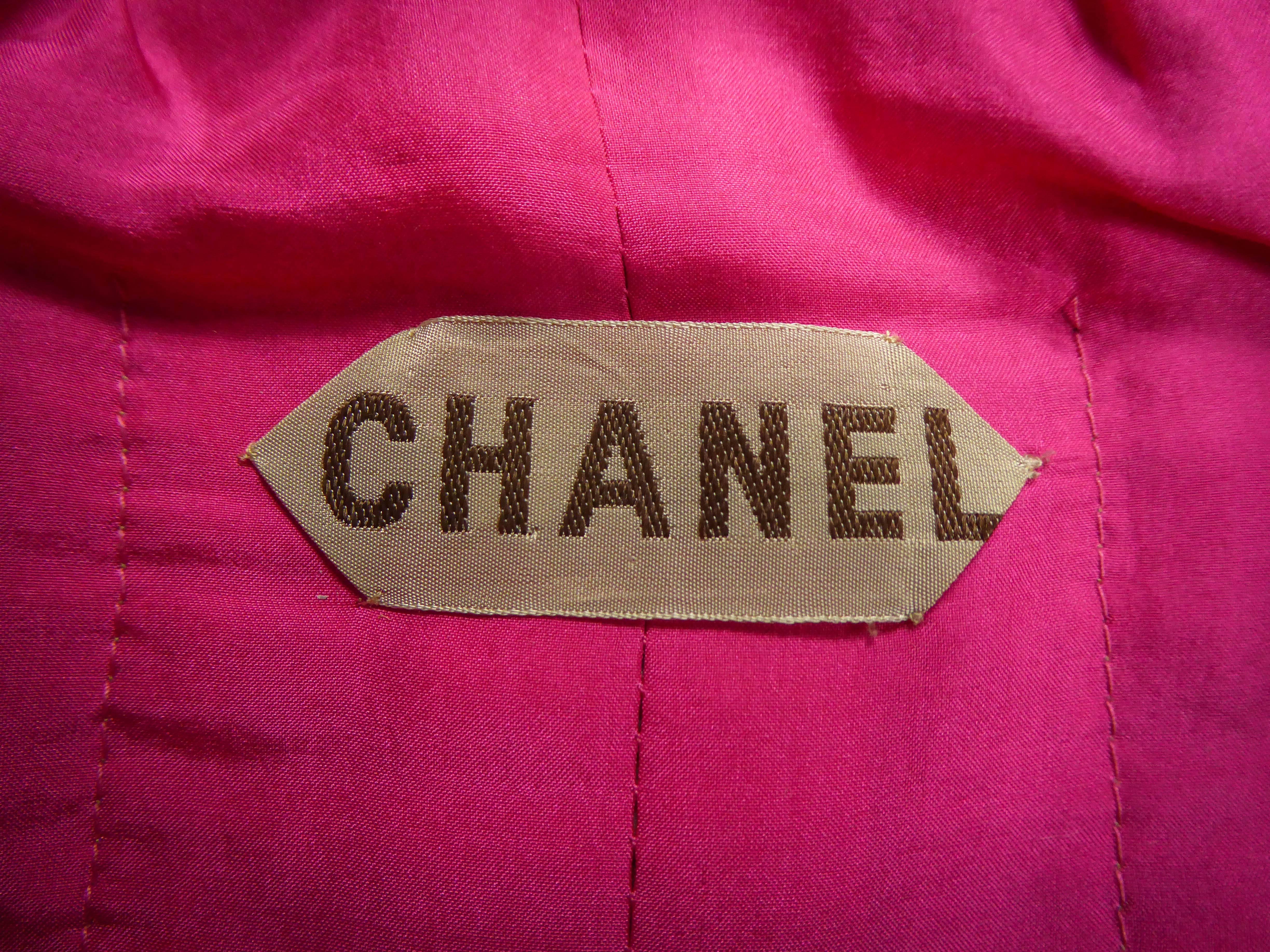 Chanel Haute Couture skirt and jacket suit numbered 02554 and 02555, Circa 1979 8