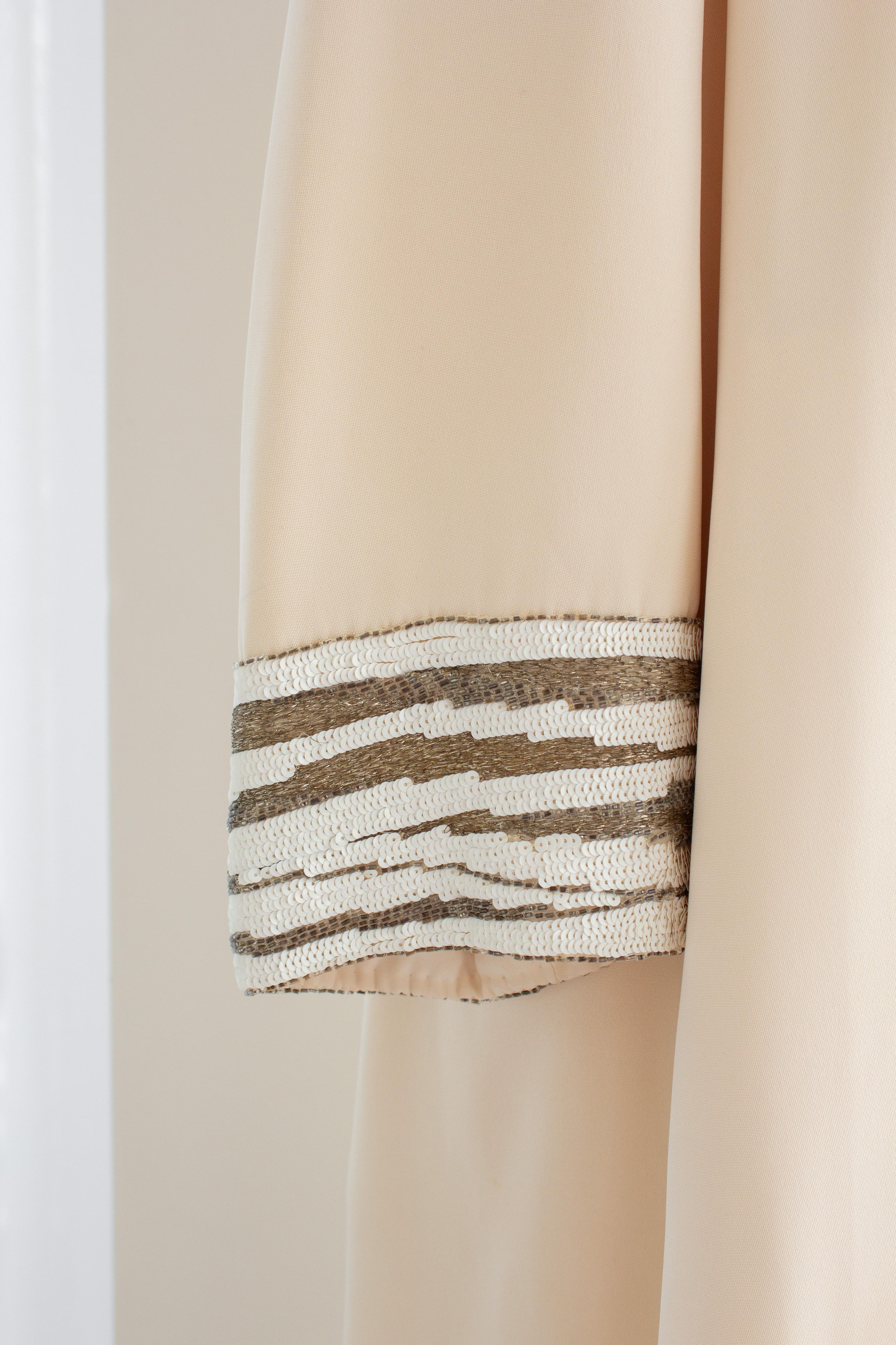 Chanel Haute Couture S/S 1979 Elfenbein verschönert Bogen Abendkleid 2pcs Ensemble im Angebot 4