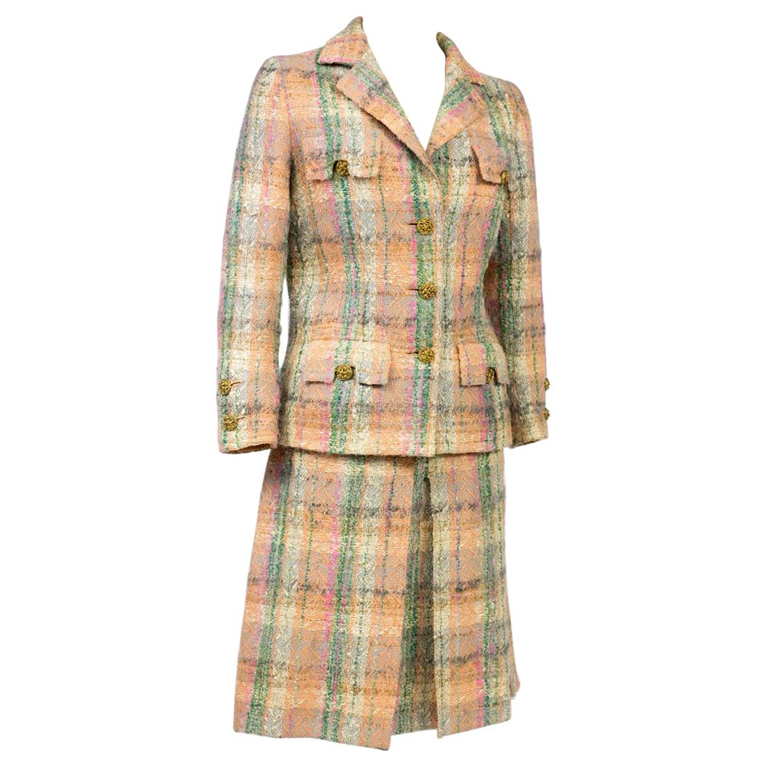 A Chanel Haute Couture skirt suit in Mohair wool tweed numbered 48863 Circa 1970