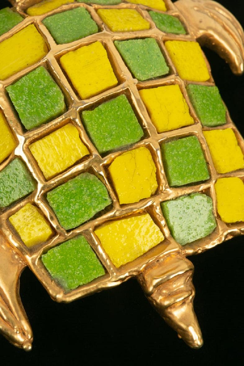 Chanel Haute Couture Turtle Brooch in Gilded Metal and Earthenware Tiles For Sale 1