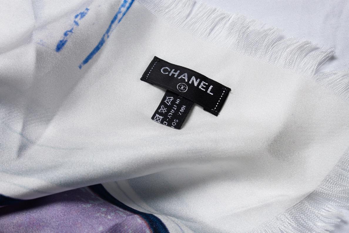 Chanel, Havana scarf In New Condition For Sale In AMSTERDAM, NL