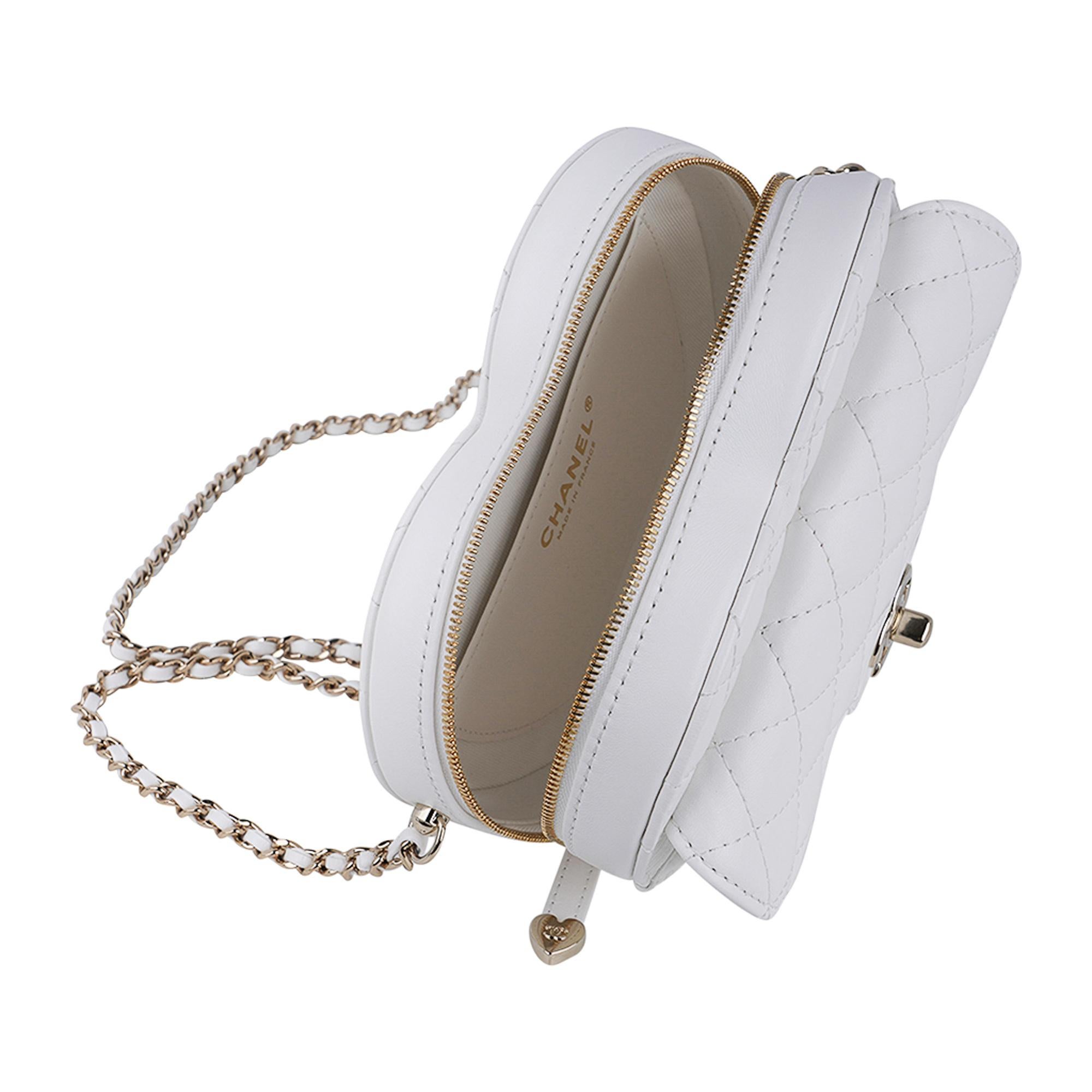 Chanel Heart Bag 2022 SS White Champagne Hardware Limited Edition 5