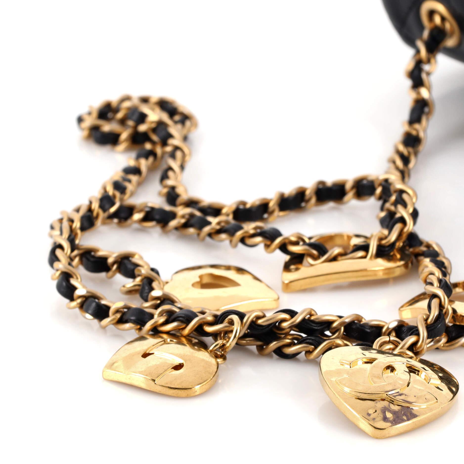 Chanel Herz-Charm-Klappentasche aus gestepptem Lammfell Mini 2