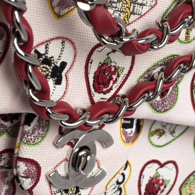 Chanel Heart Printed Canvas Vintage Valentine Small Classic Single Flap Bag In Good Condition In Dubai, Al Qouz 2