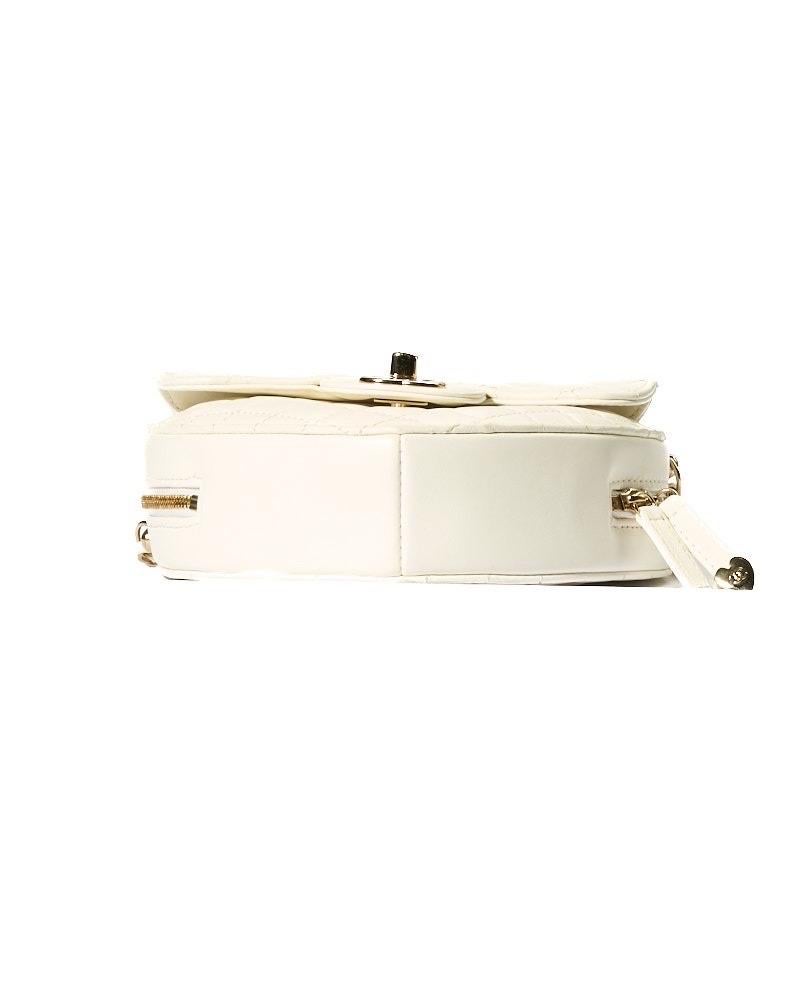 Chanel Corazón Intemporal Mediana Pelle Bianca Trapuntata en venta 5