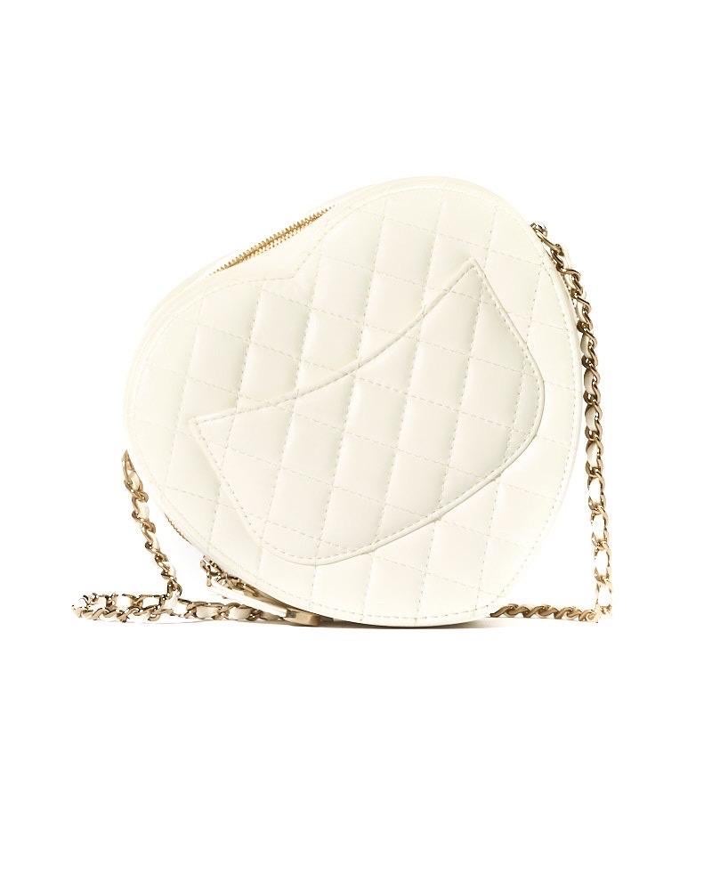 Chanel Corazón Intemporal Mediana Pelle Bianca Trapuntata en venta 3