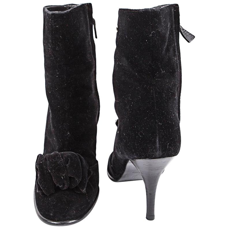 Chanel Heeled Ankle Boots Size 39 For Sale at 1stDibs  chanel heel boots,  chanel velvet boots, chanel bow boots