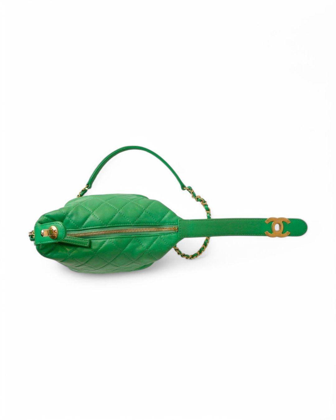 Chanel Hobo 23 Matelasse Vert en vente 9