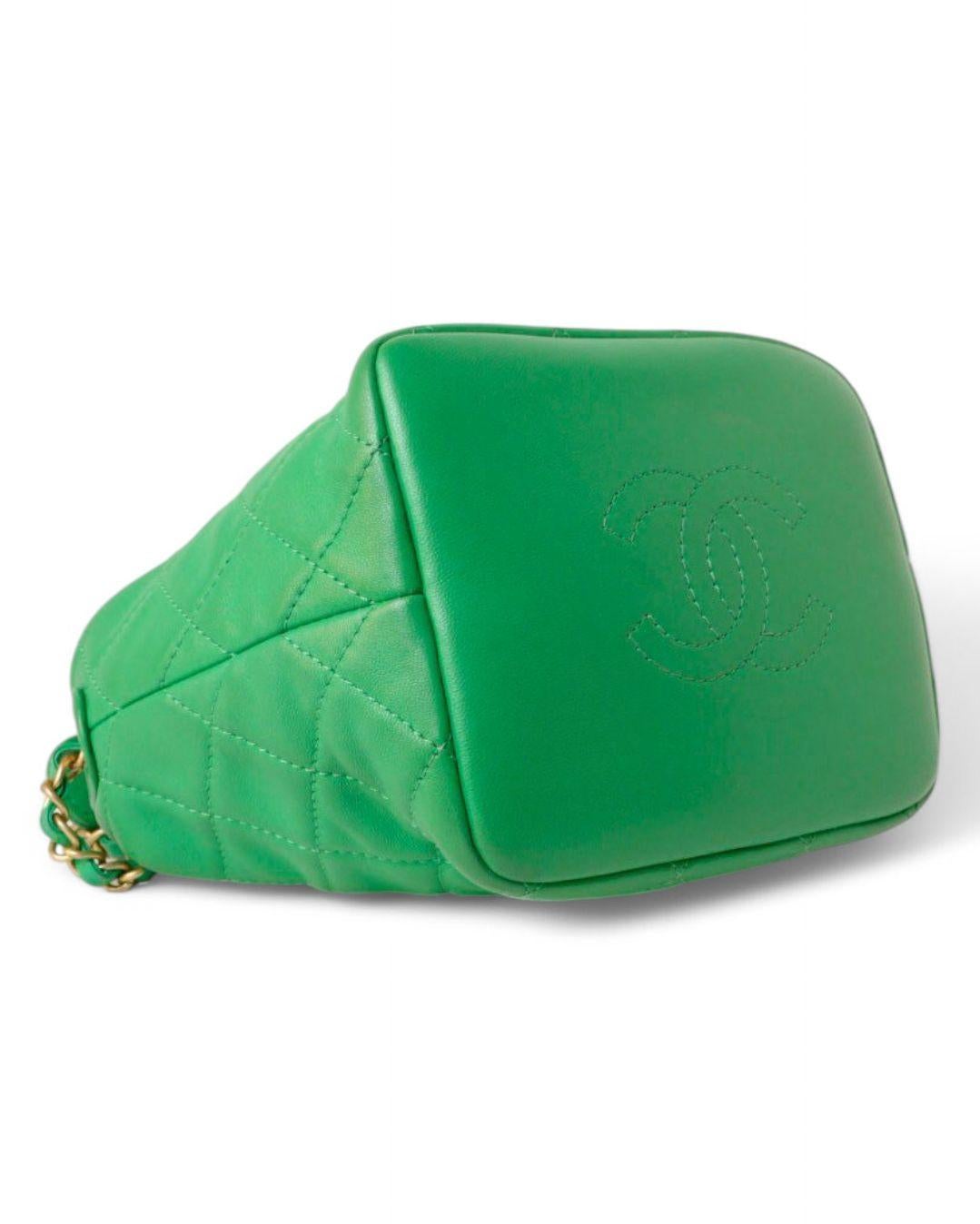 Chanel Hobo 23 Matelasse Vert en vente 2