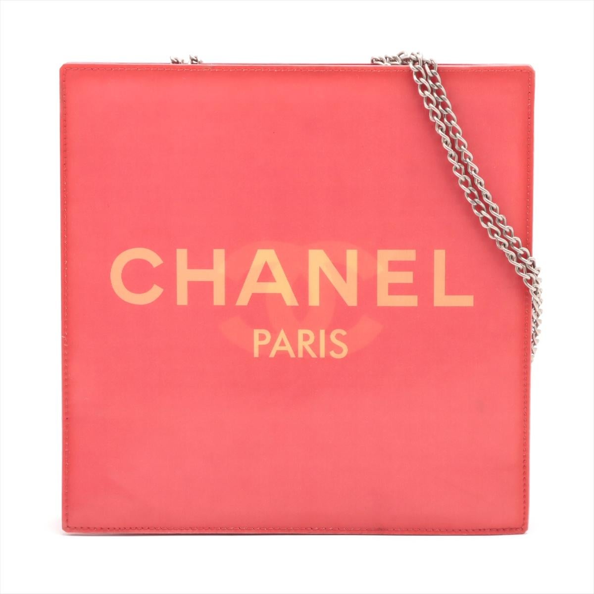 The Chanel Hologram CC Logo Chain Tote Bag in Red is a stunning and captivating accessory that embodies the essence of luxury. Crafted from high-quality leather, the tote bag features a unique holographic finish that catches the light and creates a