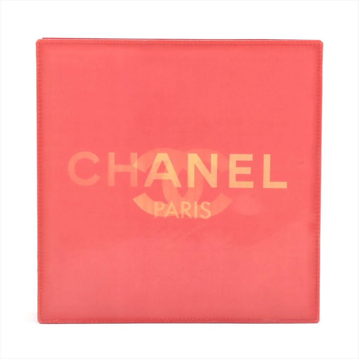 Chanel Hologram CC Logo Chain Tote Bag Red In Good Condition In Humacao, PR