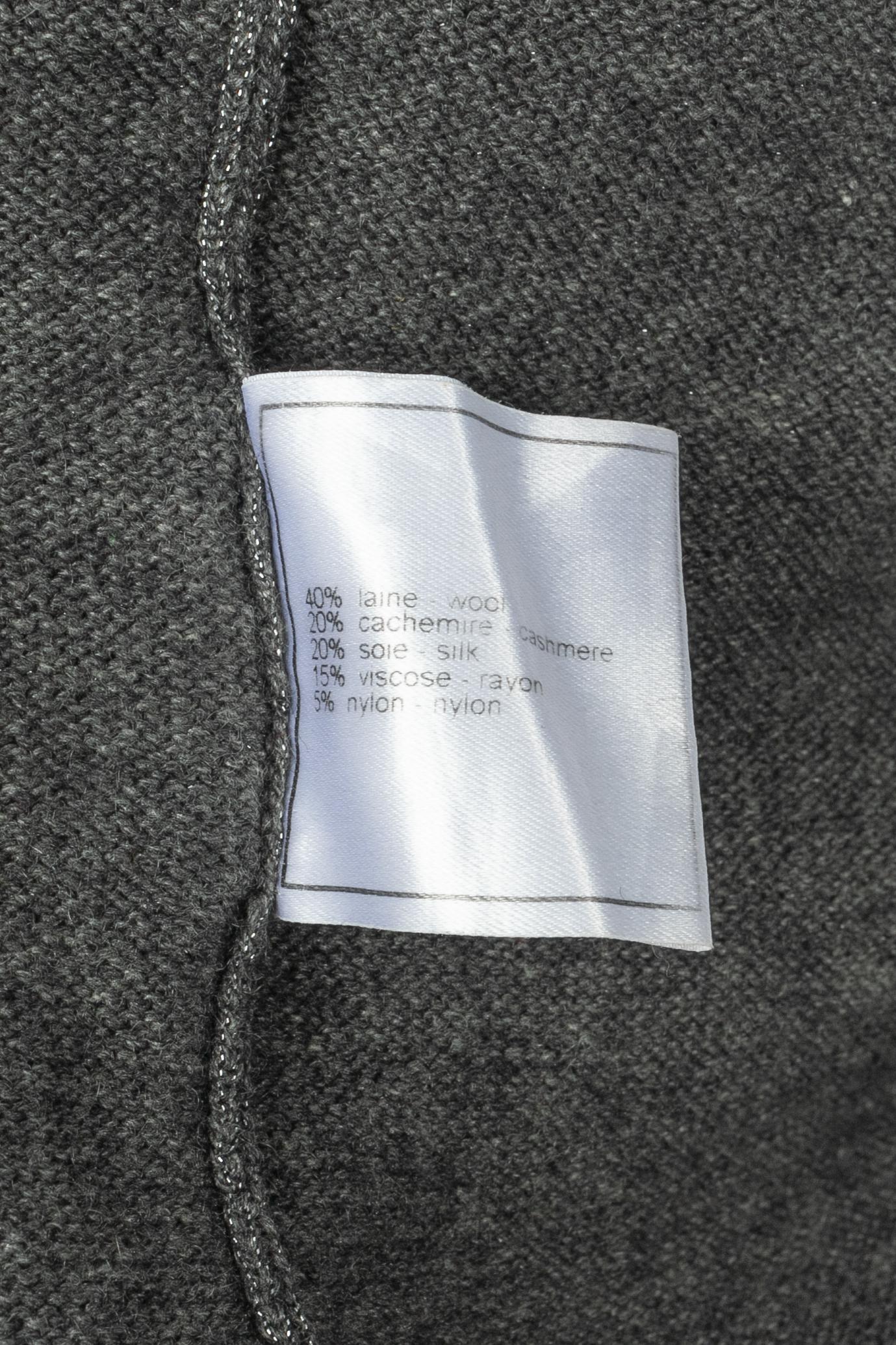 Chanel Kapuzenpulli 1998 im Angebot 4