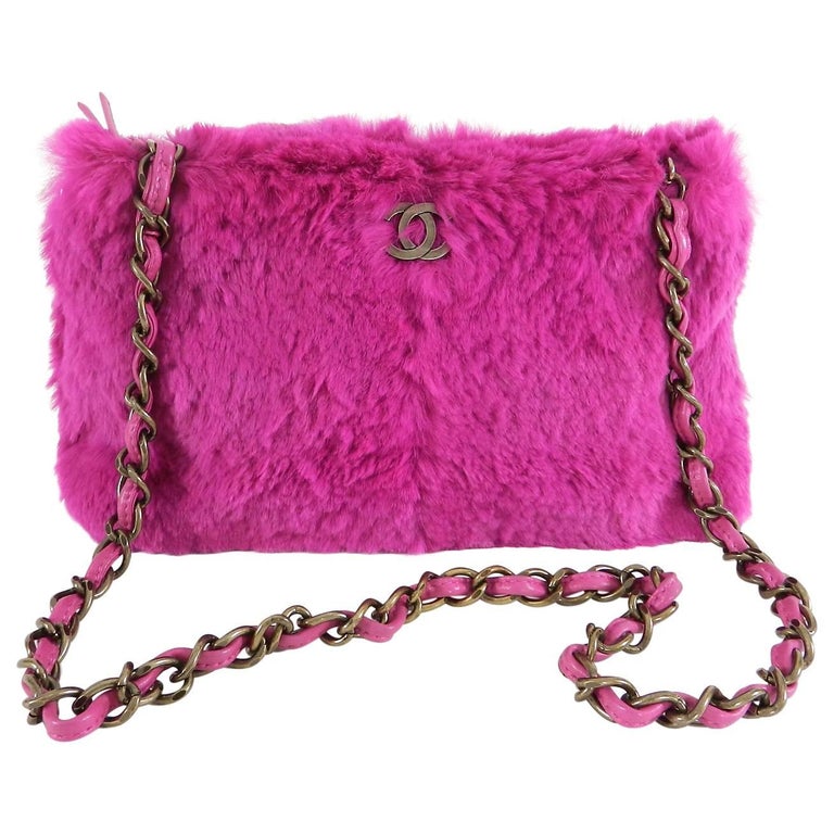 Chanel Hot Pink Rabbit Fur CC Logo Bag with Chain Strap at 1stDibs ...