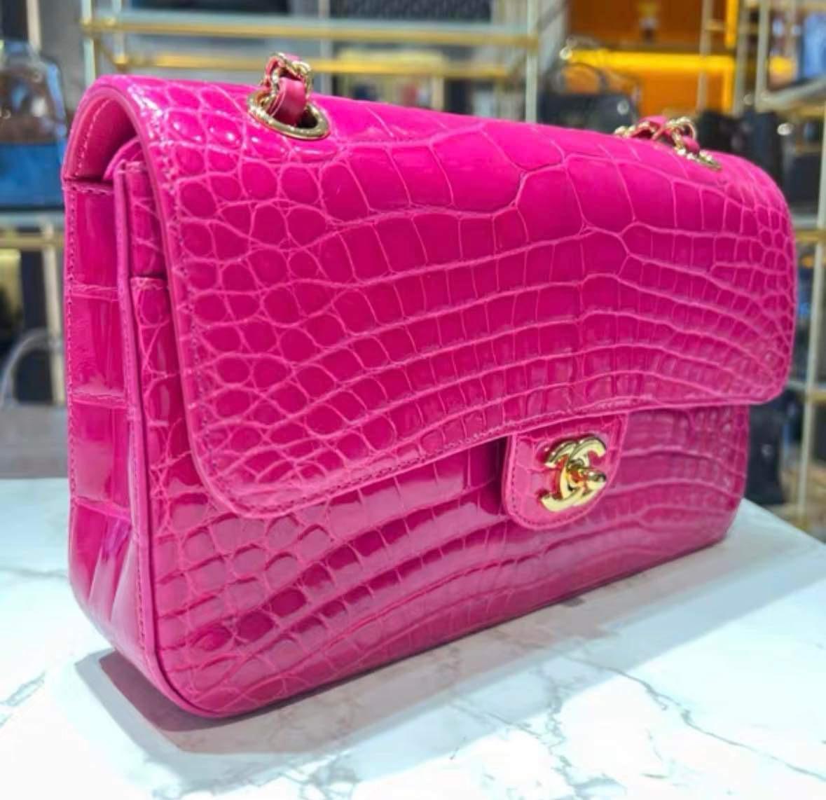 Women's or Men's Chanel Hot Pink Shiny Alligator Jumbo Double Flap Bag with Gold Hardware For Sale