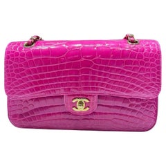 Chanel Hot Pink Shiny Alligator Jumbo Double Flap Tasche mit goldener Hardware