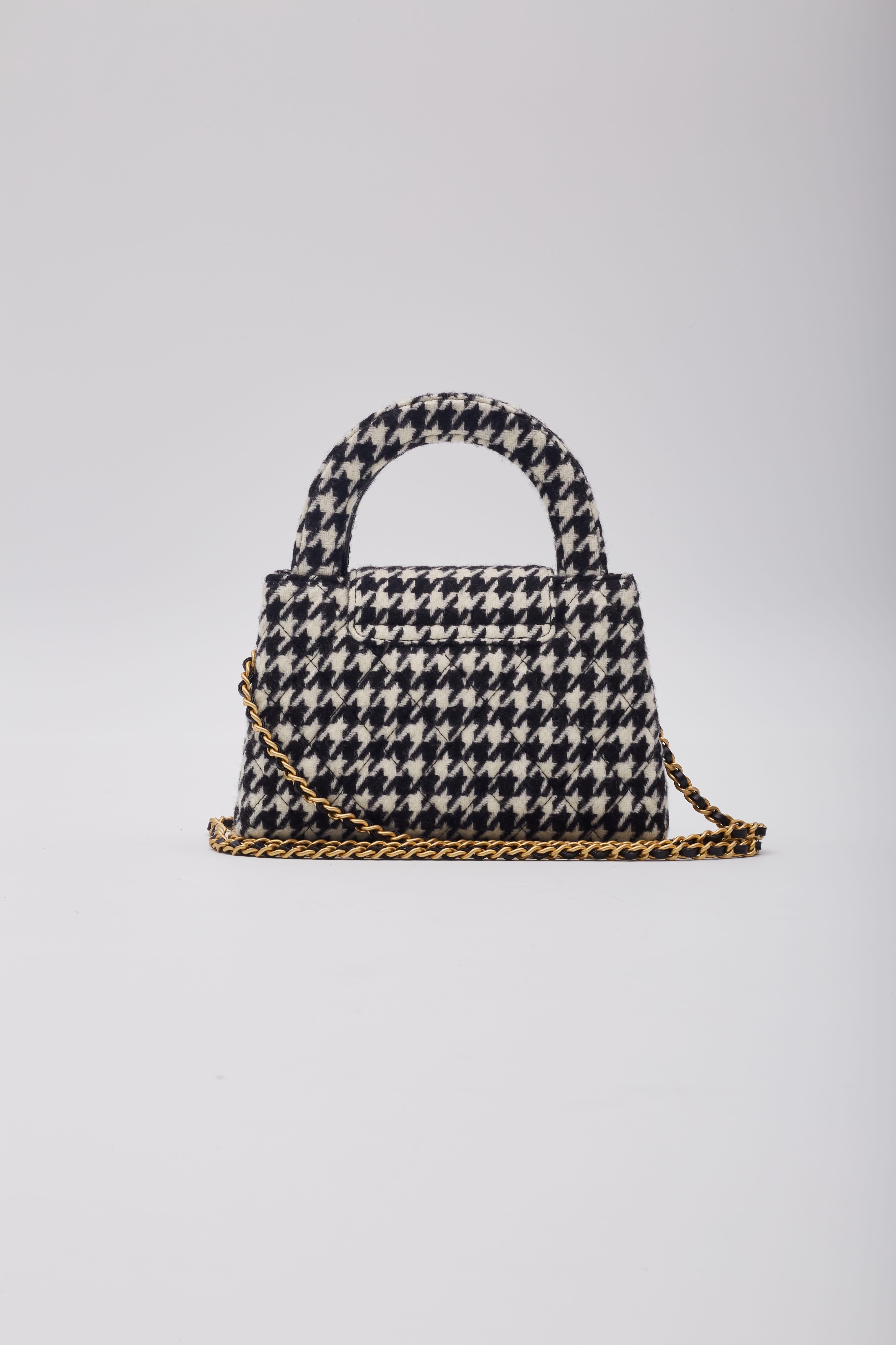 Chanel Houndstooth Black White Tweed Kelly Shopper Bag Small For Sale 4