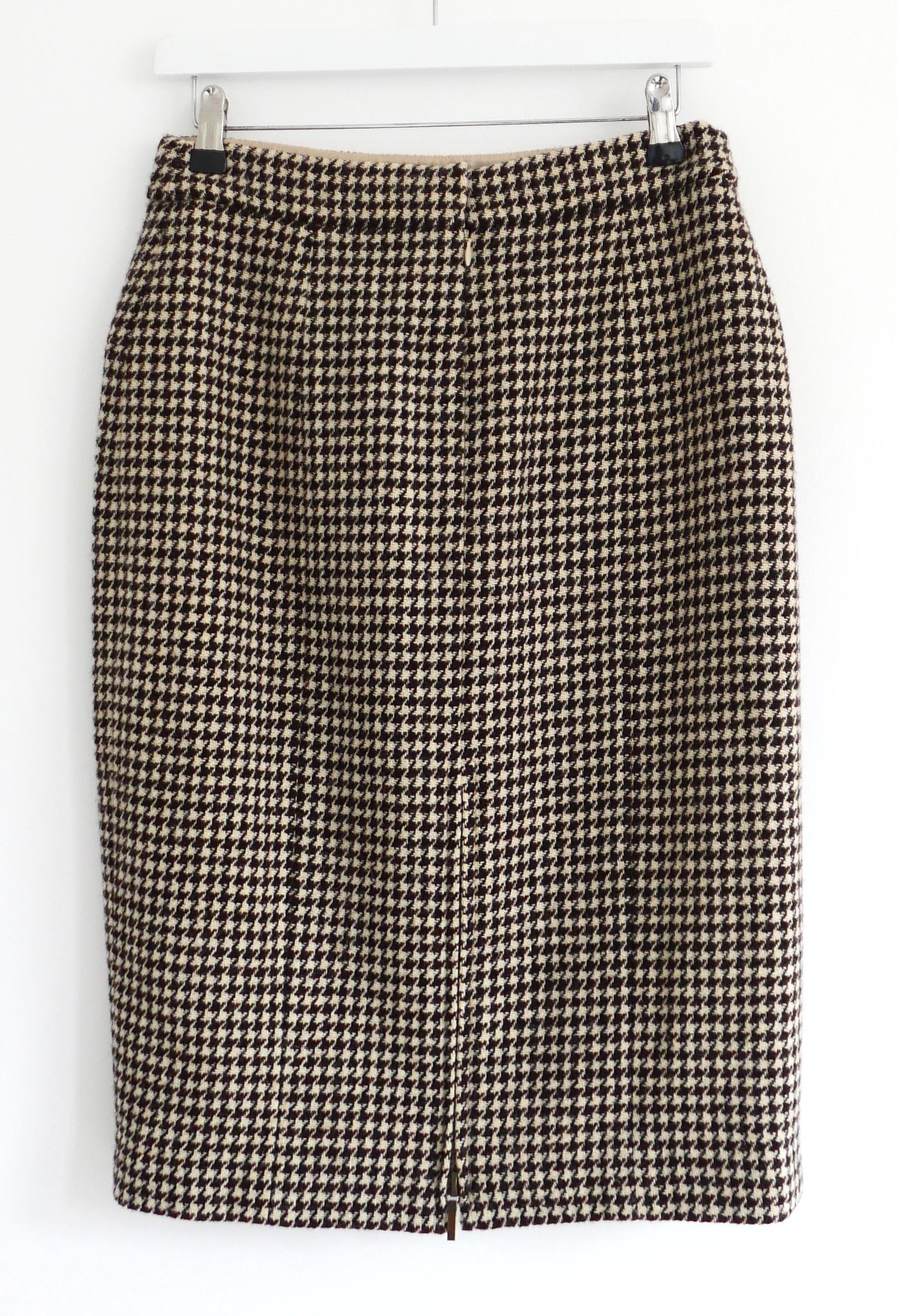 Chanel Jupe en tweed pied-de-poule avec fermeture éclair Automne 2015 15K en vente 1