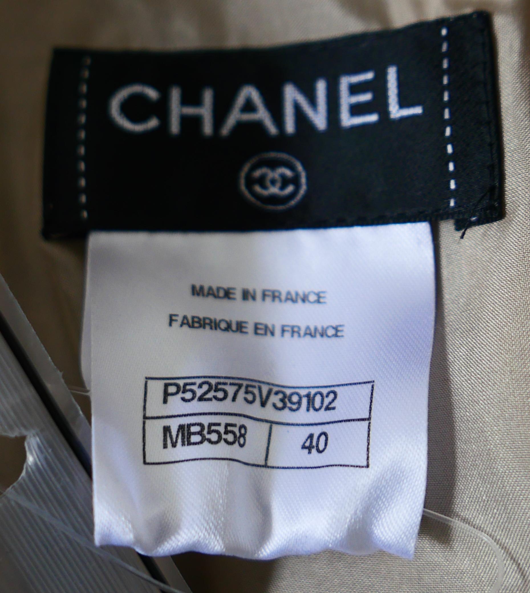 Chanel Jupe en tweed pied-de-poule avec fermeture éclair Automne 2015 15K en vente 4