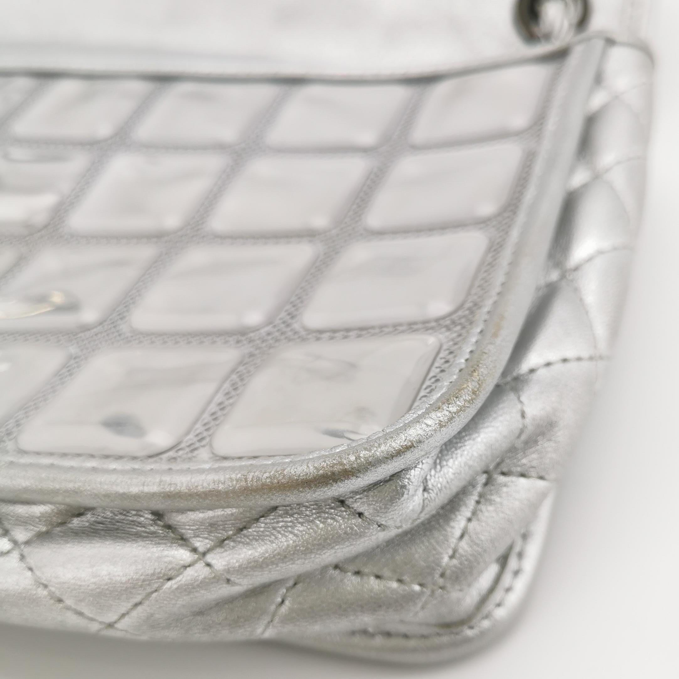 Chanel Ice Cube Chocolate Bar Classic Flap in PVC argento metallizzato con pelle in vendita 5