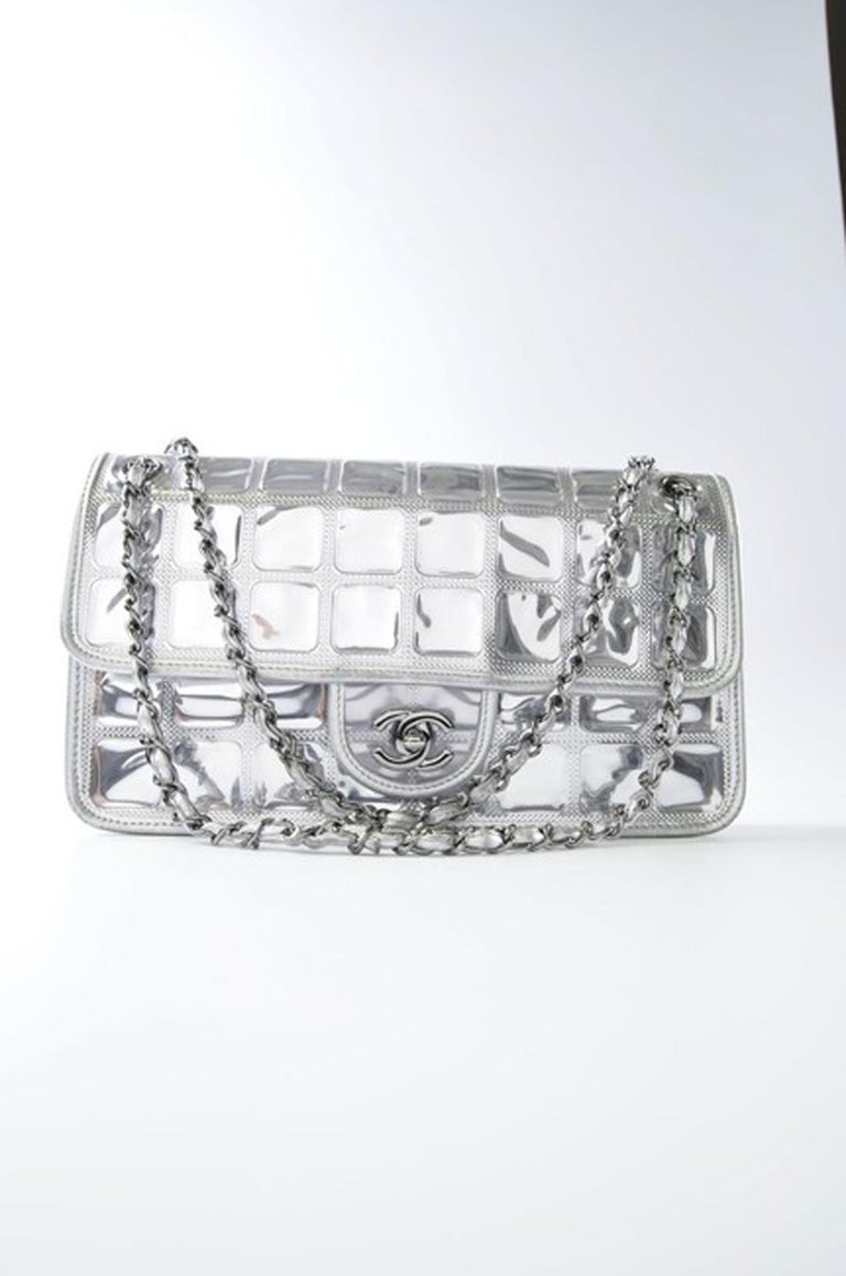 Chanel Ice Cube Flap Metallic Silver Leather Shoulder Bag For Sale at