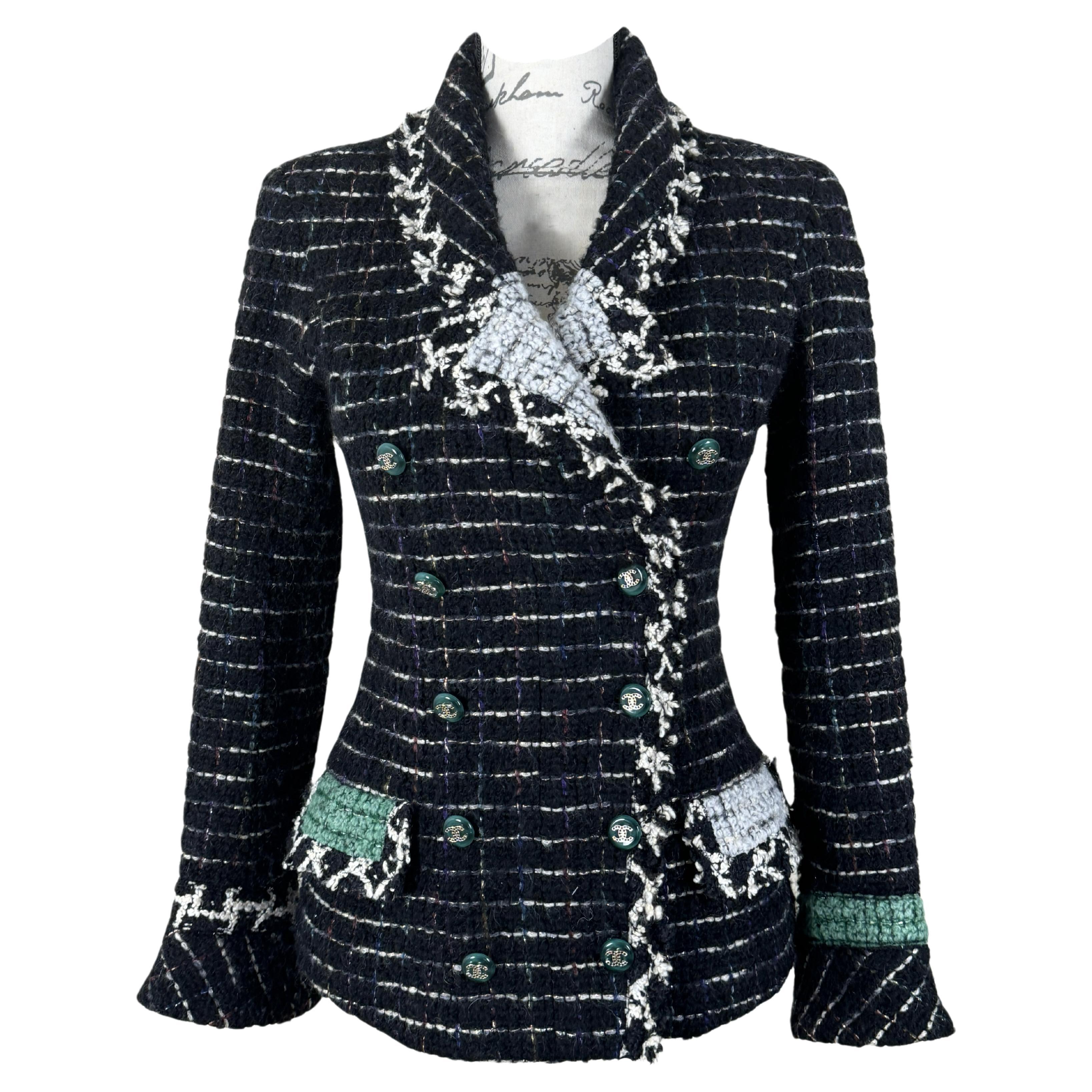 Veste en tweed noir Chanel Icone New en vente