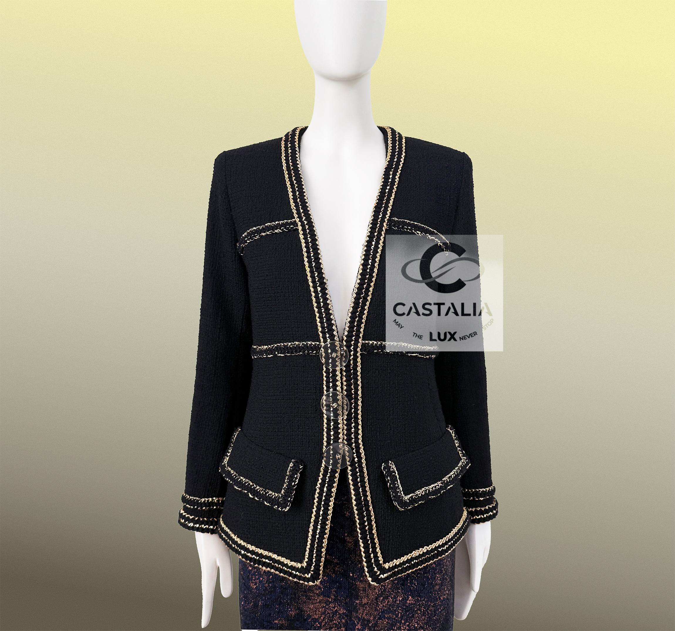 Chanel Icone Paris / Cosmpolite Veste en tweed noir 40 FR en vente 3