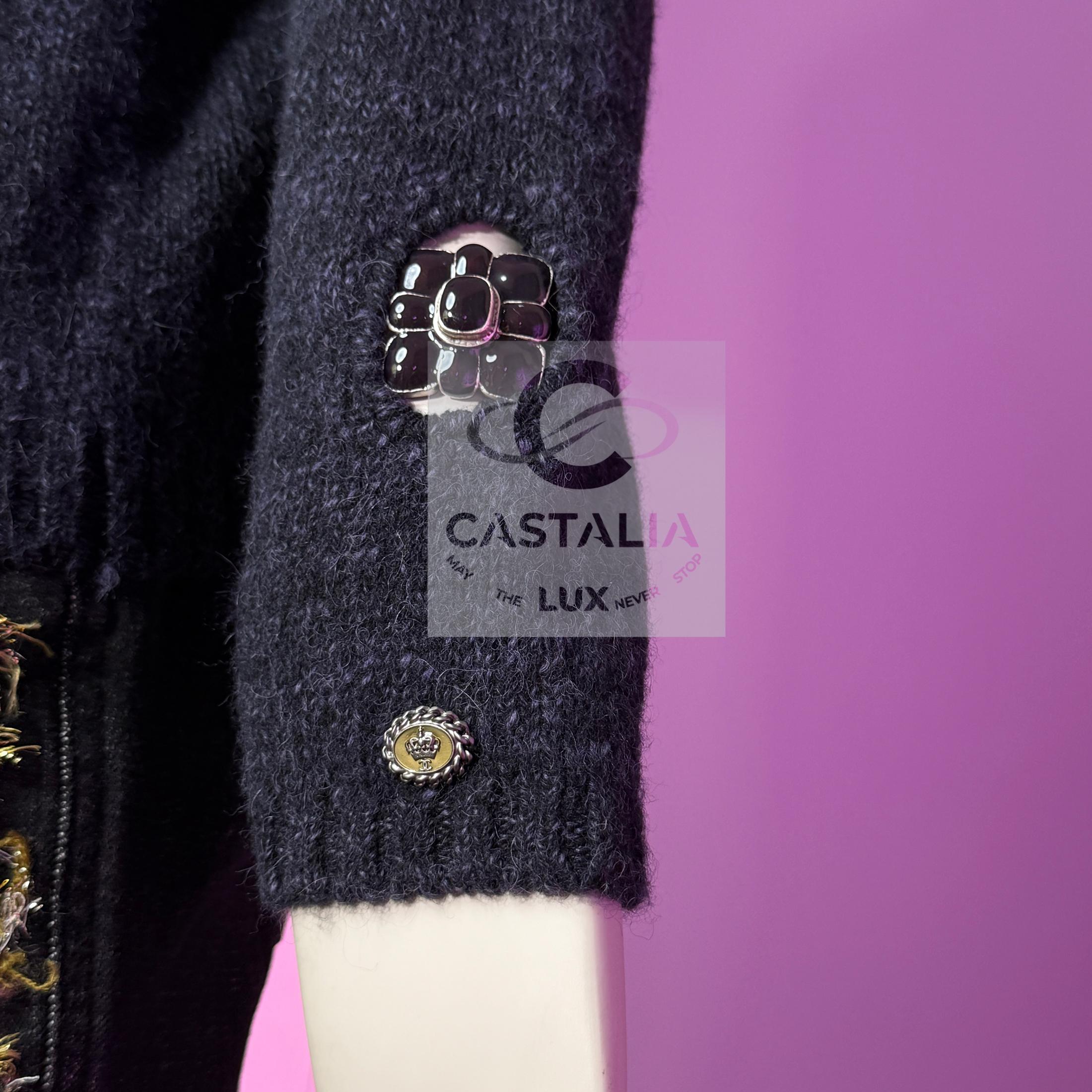 Chanel Icon París / Londres Jersey Gripoix Joya en venta 6