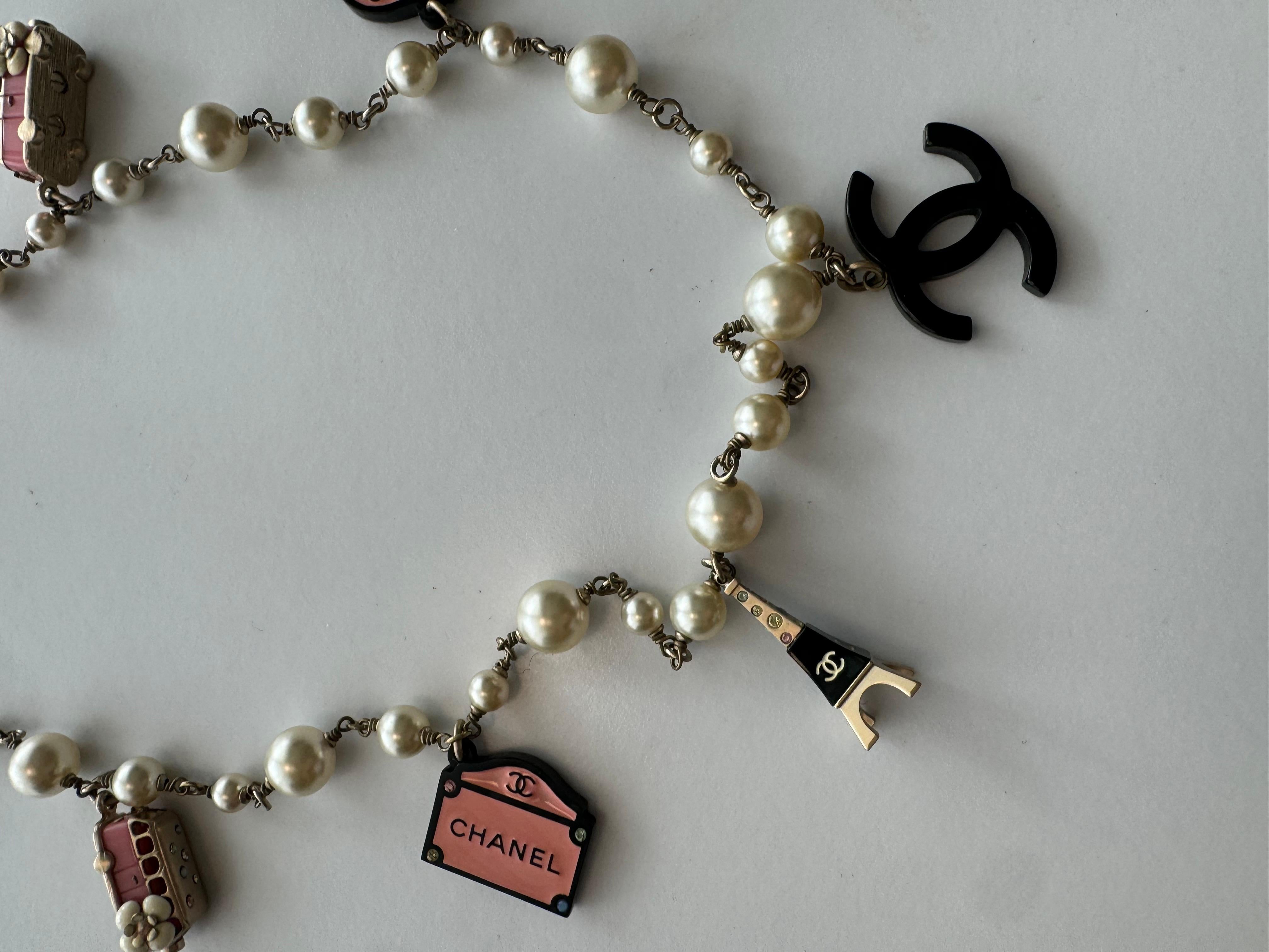 Chanel Iconic 2006 Pearl Paris Souvenir Charm Necklace In Excellent Condition In San Francisco, CA