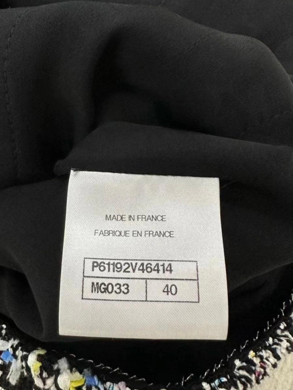 Chanel Iconic 2019 Spring Black Tweed Jacket  For Sale 7