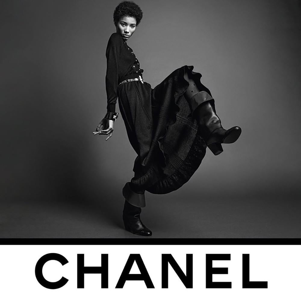 Women's or Men's Chanel Iconic 2020 Ad Campaign Maxi Black Shimmer Dress 34 FR For Sale