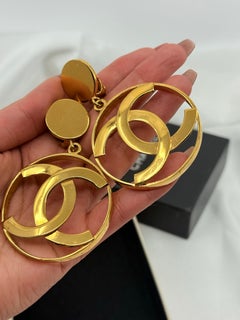 CHANEL Iconic 24K Gold Chanel 1980s Jumbo Interlocking CC Hoop Earrings
