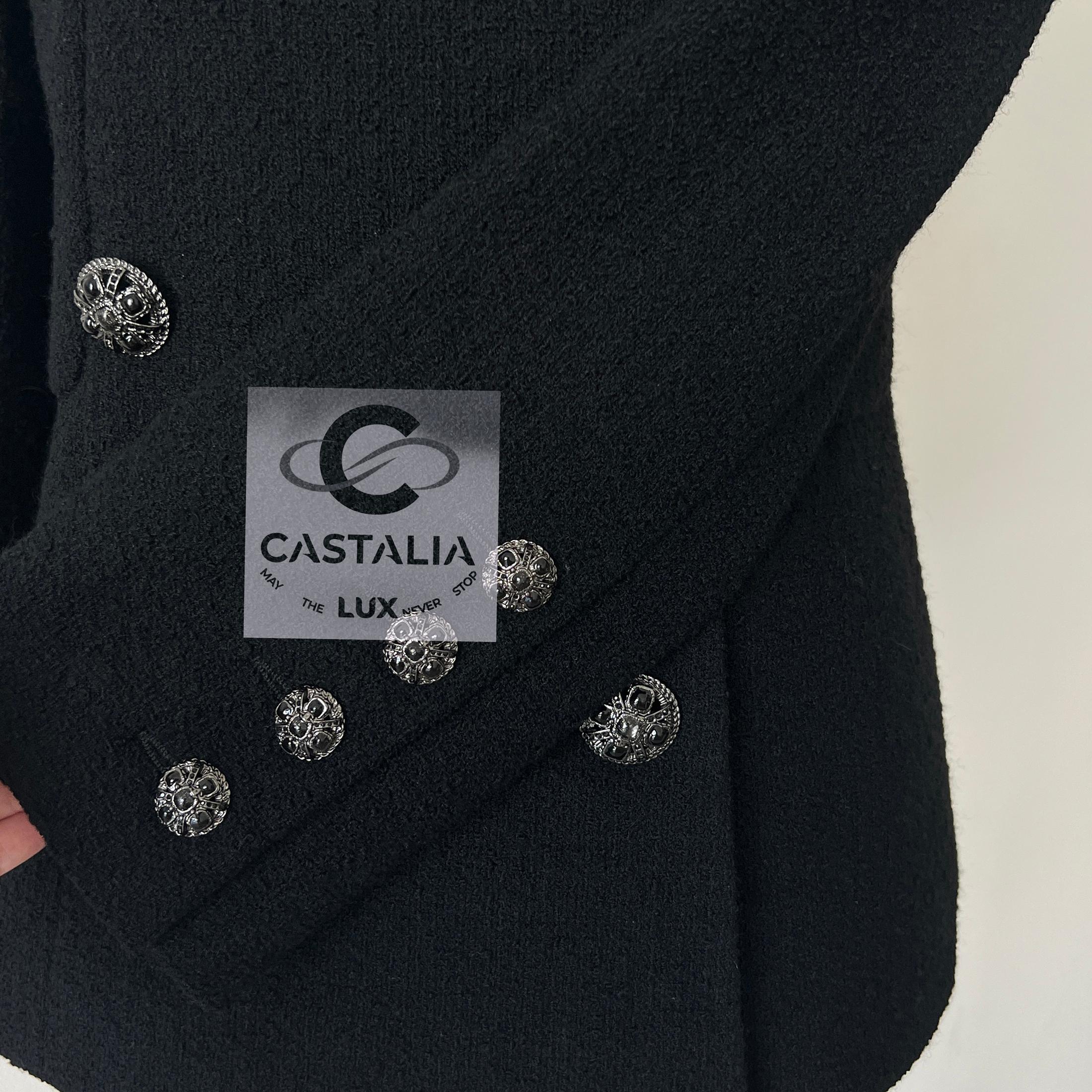 Chanel Iconic 9K$ Lady Gaga Style Black Tweed Jacket 36 FR For Sale 9