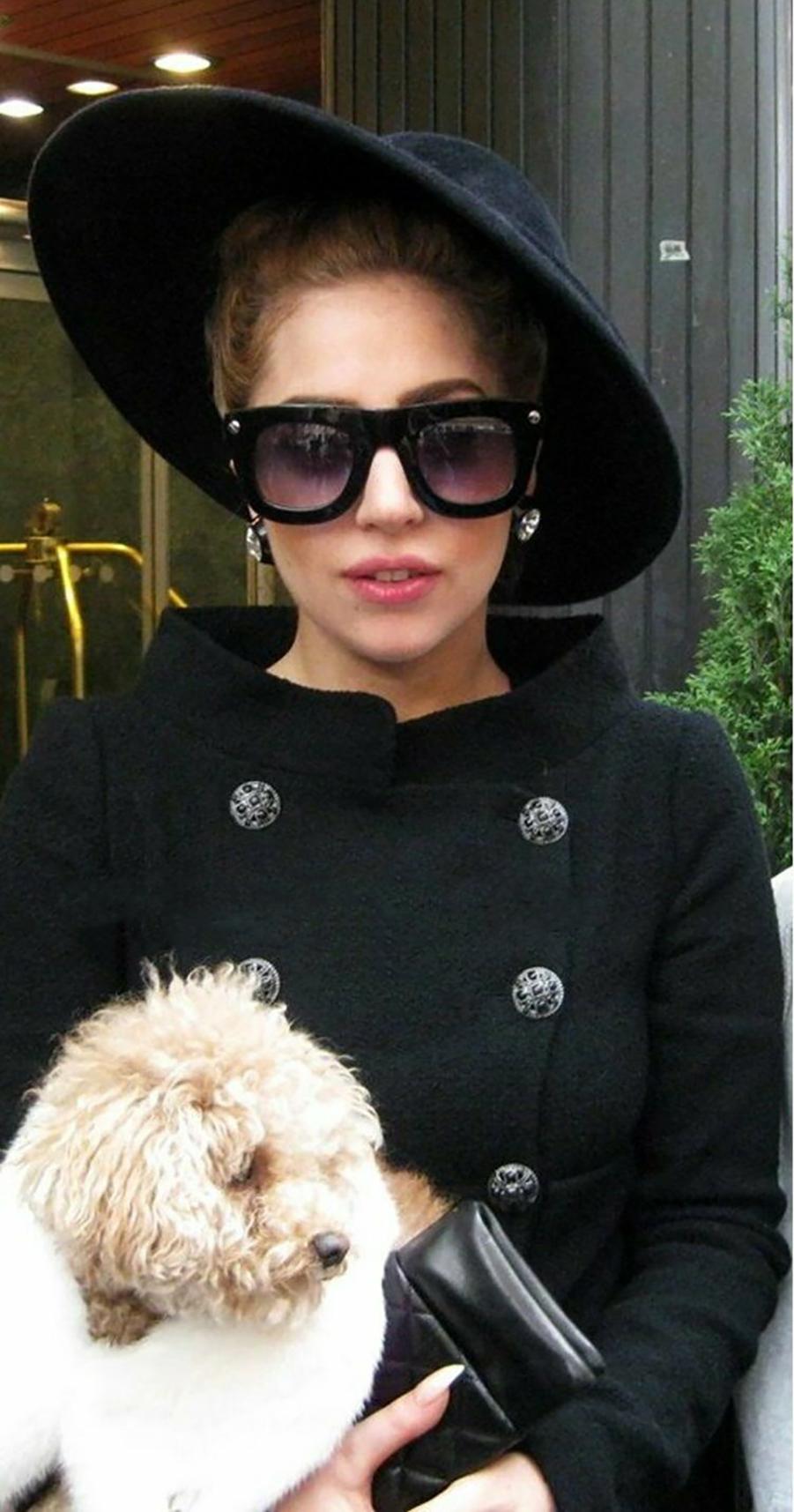 Chanel Iconic 9K$ Lady Gaga Style Black Tweed Jacket 36 FR In Excellent Condition For Sale In Dubai, AE