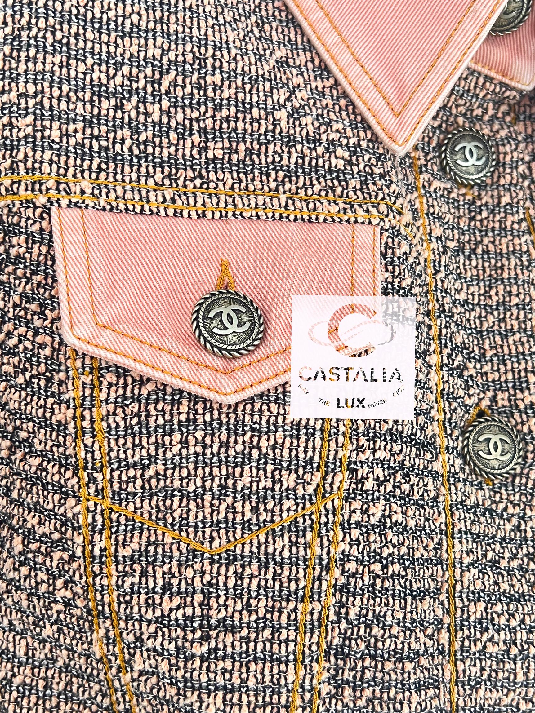 Chanel Iconic Ad Campaigner Giacca in tweed e denim rosa 38 FR in vendita 4
