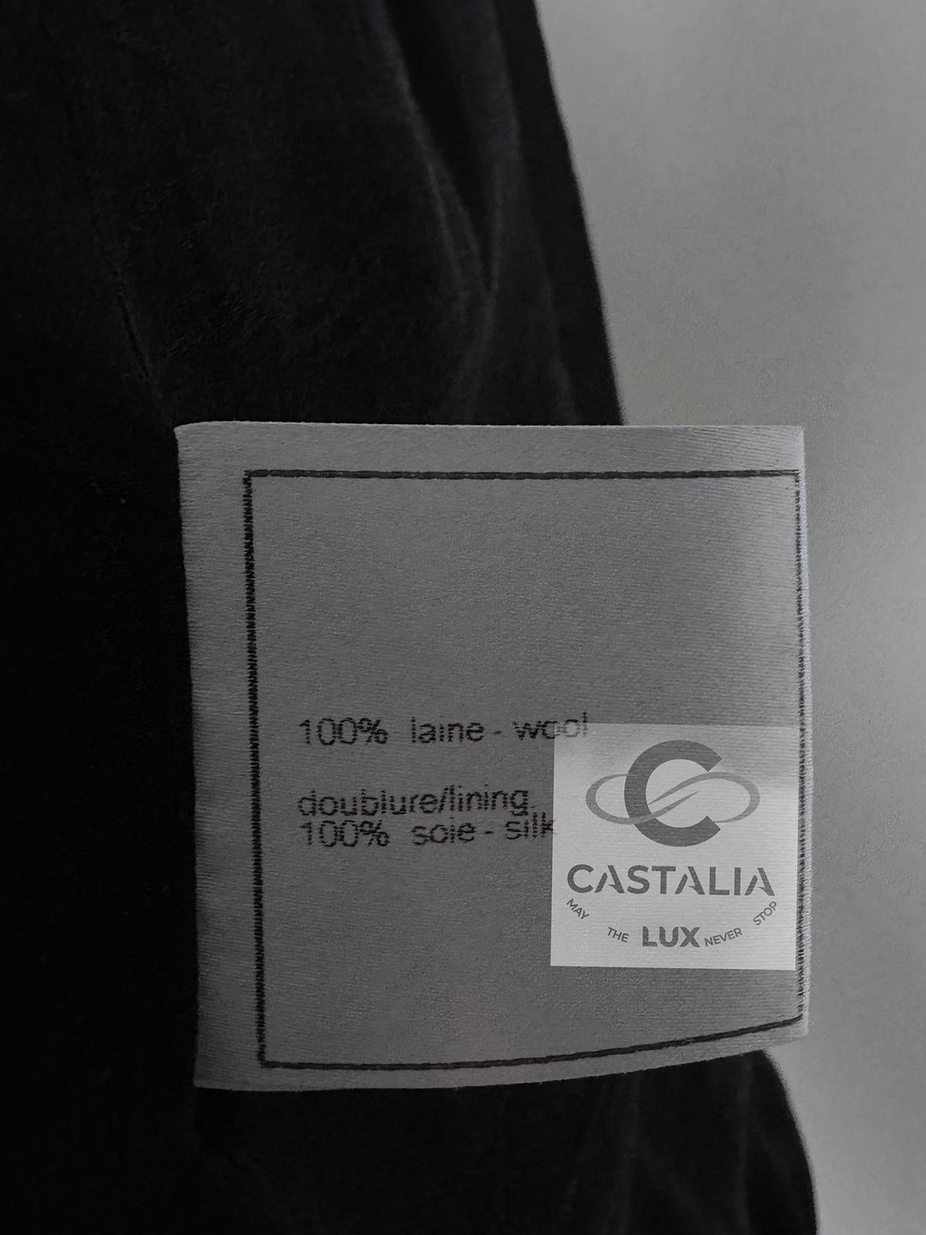Chanel Icone Veste noire avec garniture en chaîne 38 FR 14